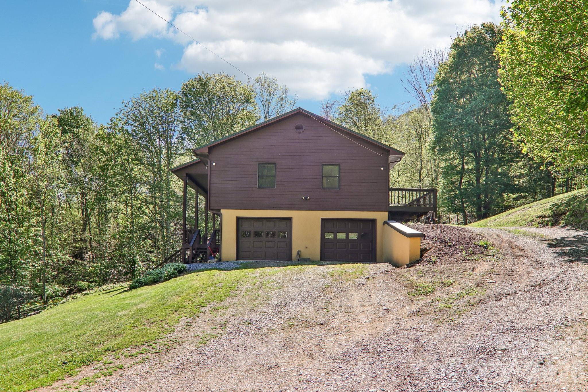 129 Cash Phillips Drive — Mars Hill