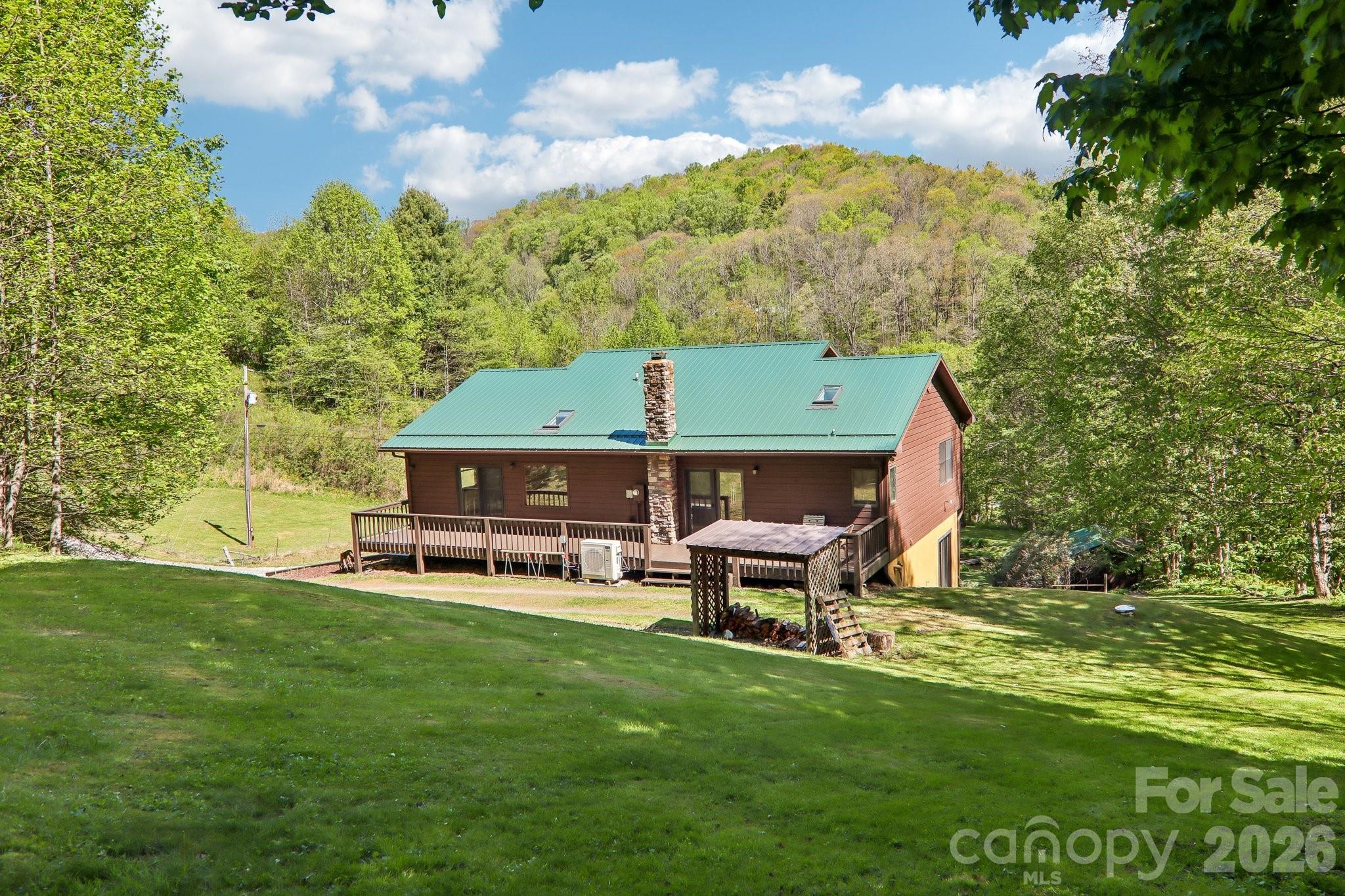 129 Cash Phillips Drive — Mars Hill