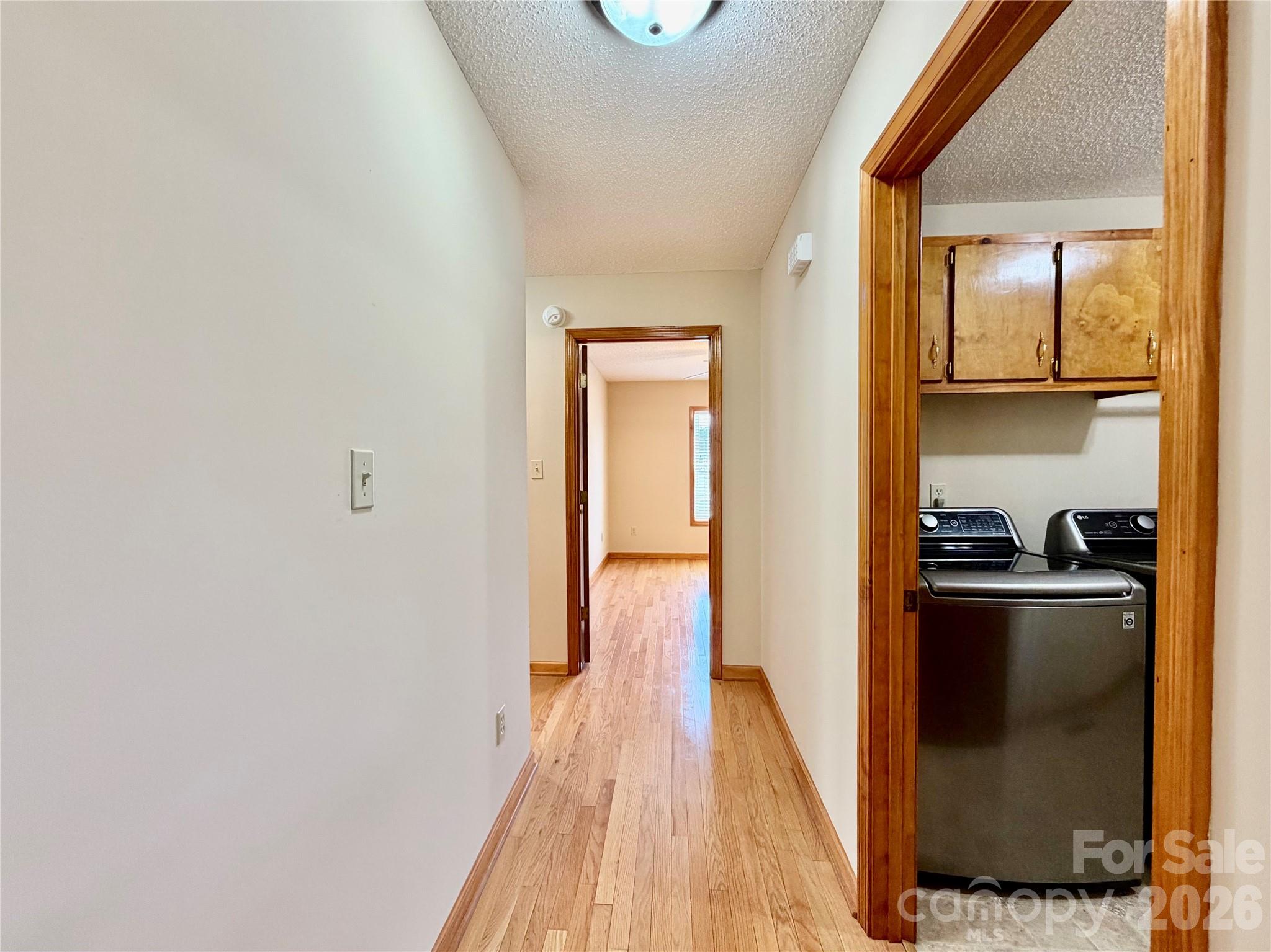 1070 Lucky Lane — Salisbury