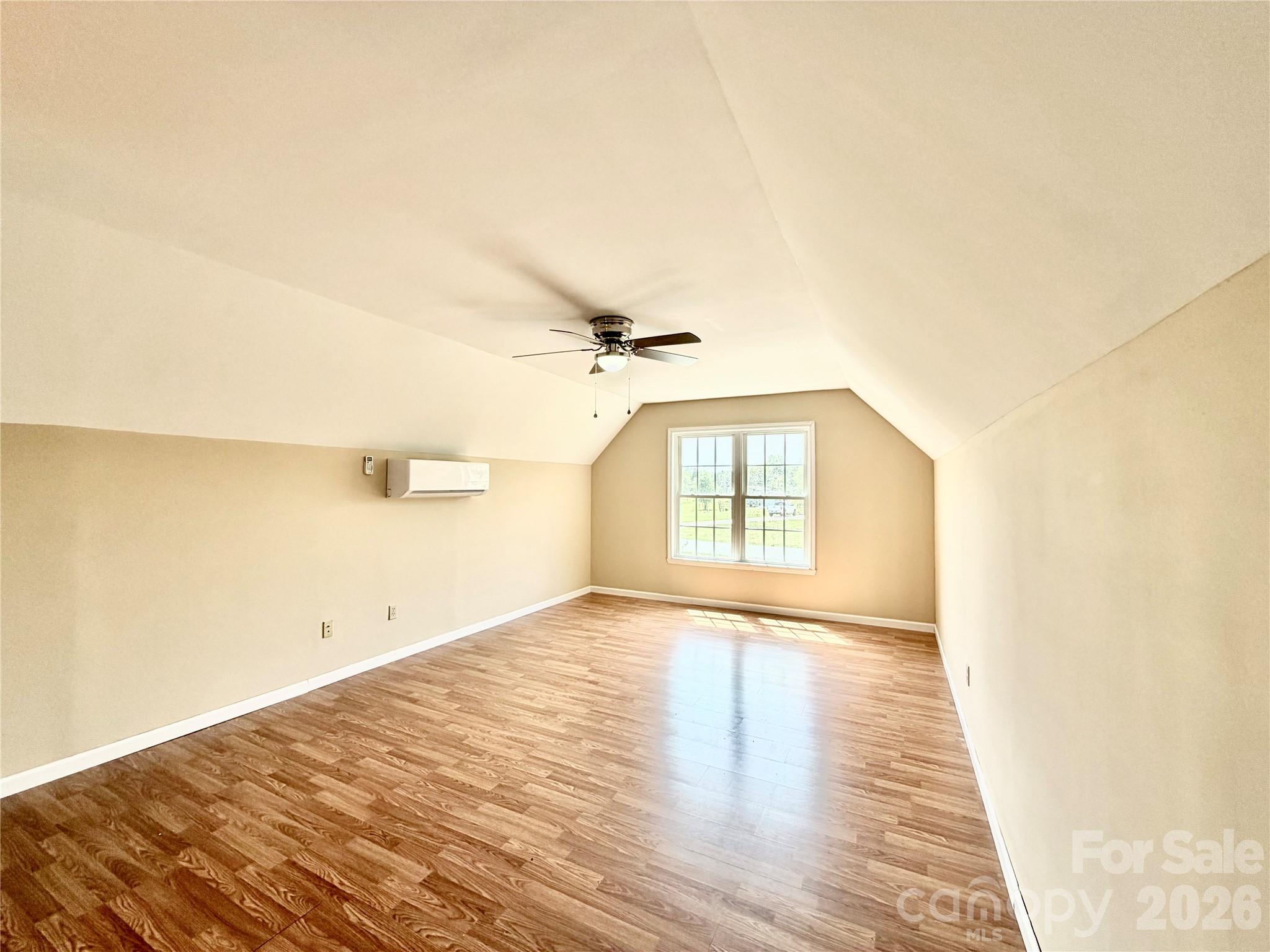 1070 Lucky Lane — Salisbury
