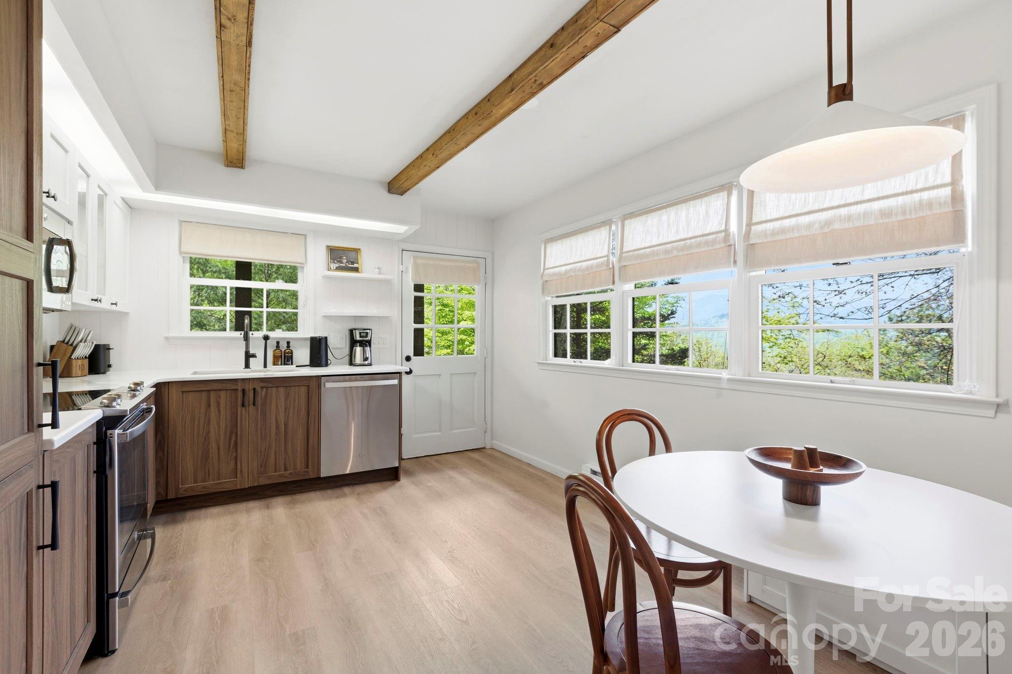 821 Summit Drive — Maggie Valley