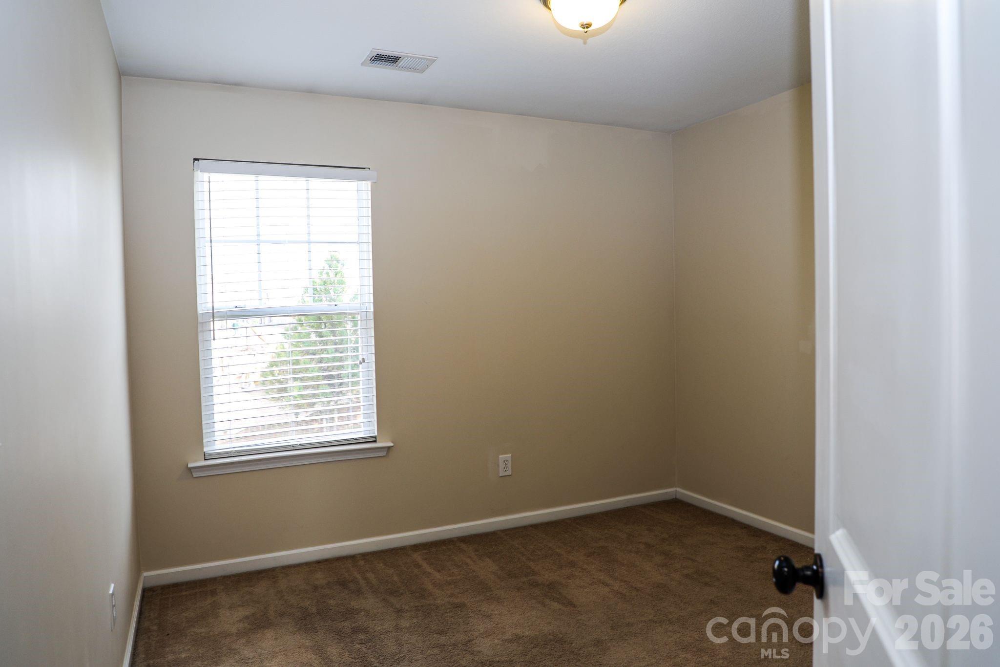 202 Penwood Lane — Lexington