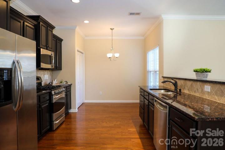 202 Penwood Lane — Lexington