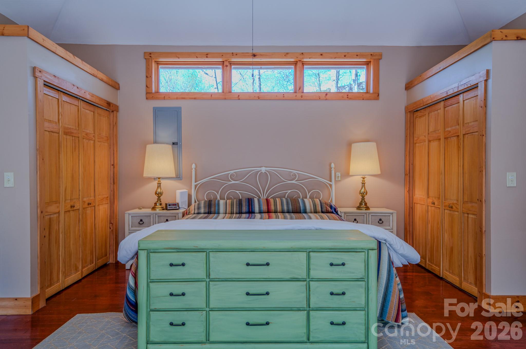 426 Cook Town Road — Bakersville