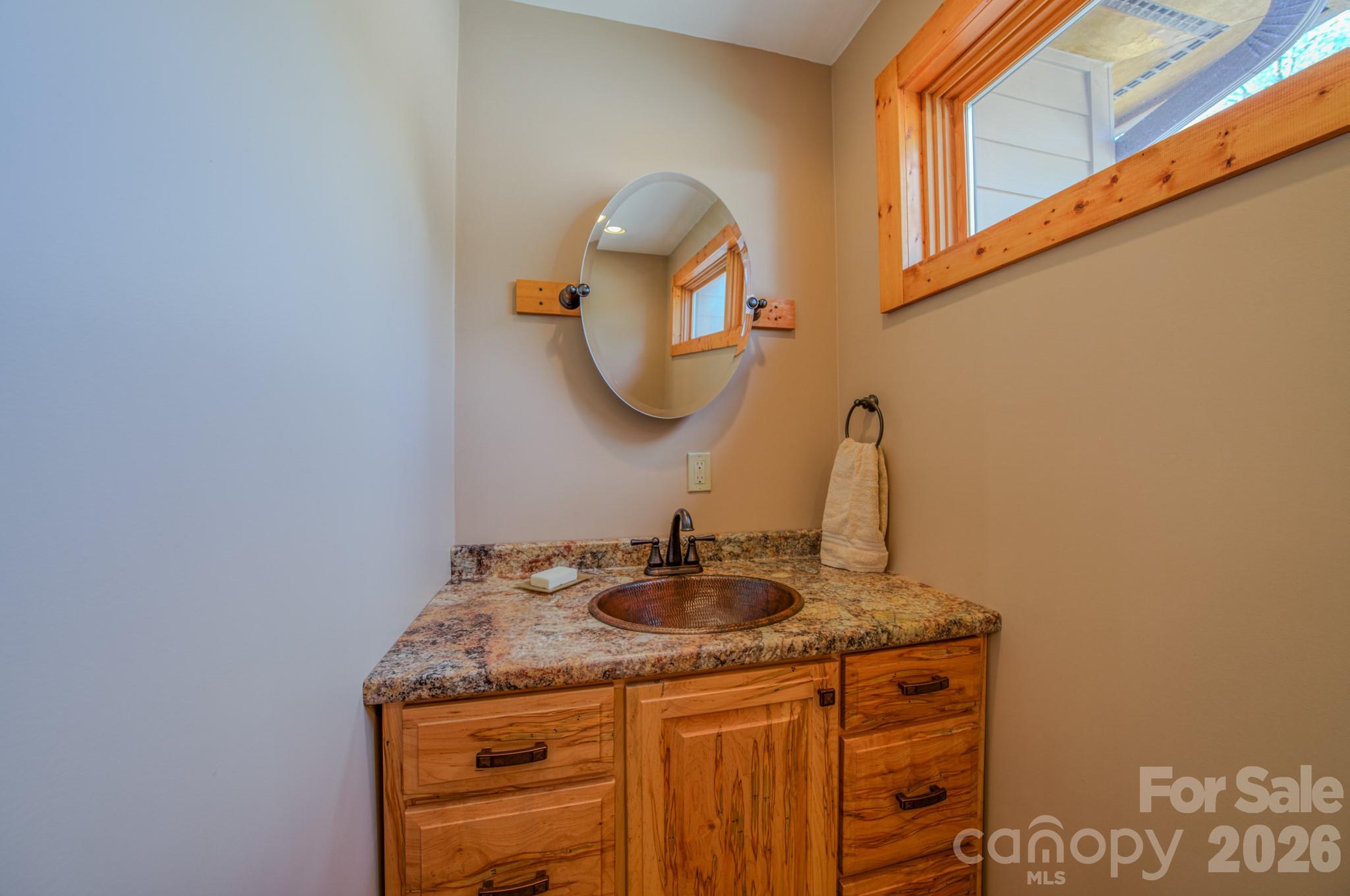 426 Cook Town Road — Bakersville