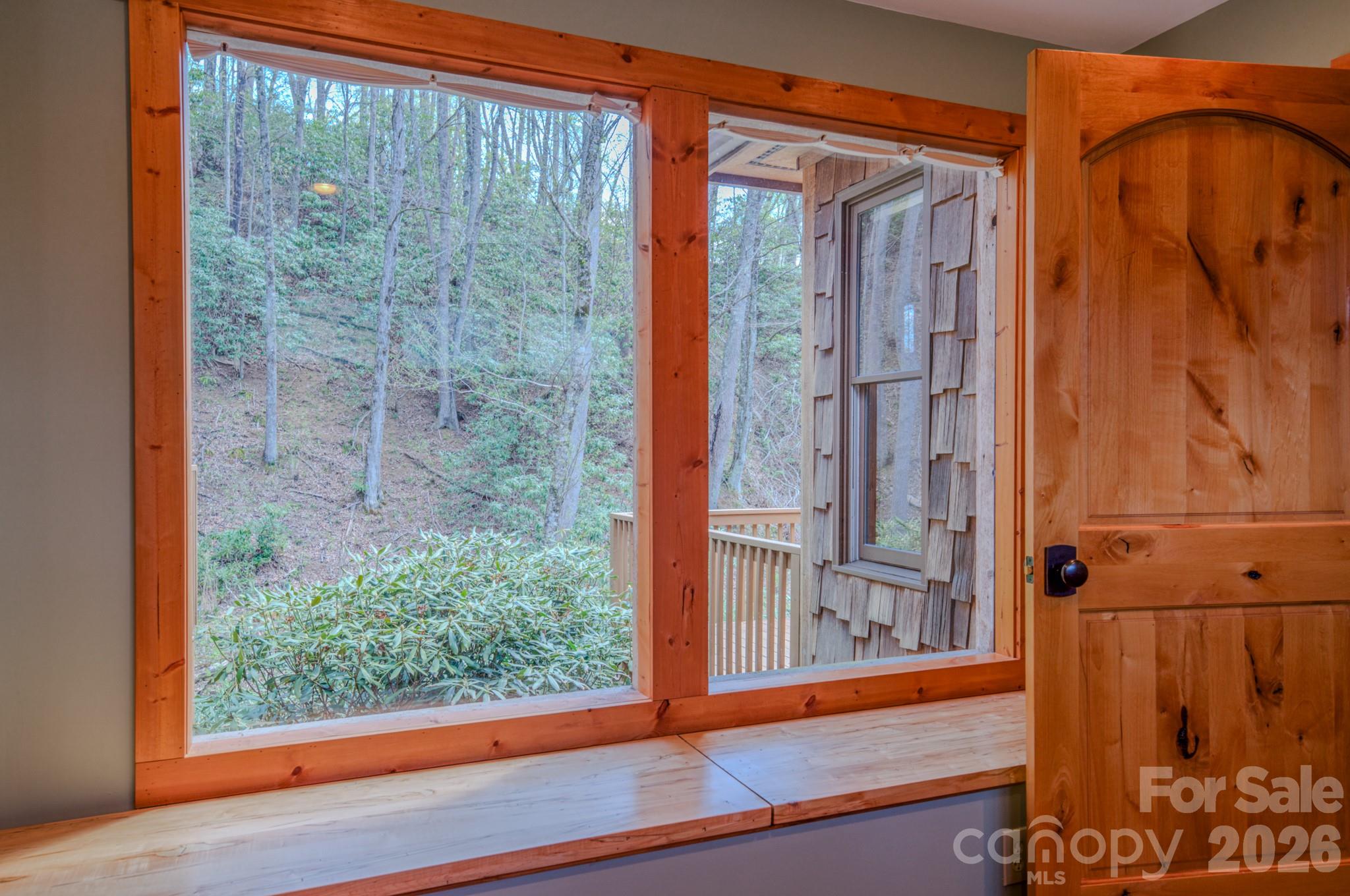 426 Cook Town Road — Bakersville