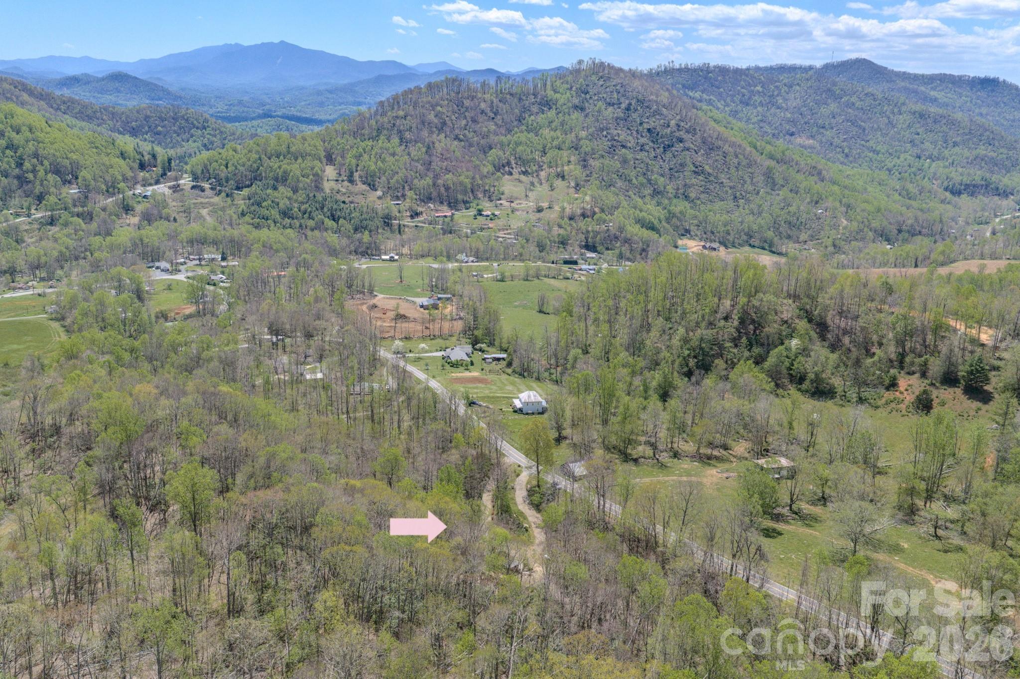 426 Cook Town Road — Bakersville