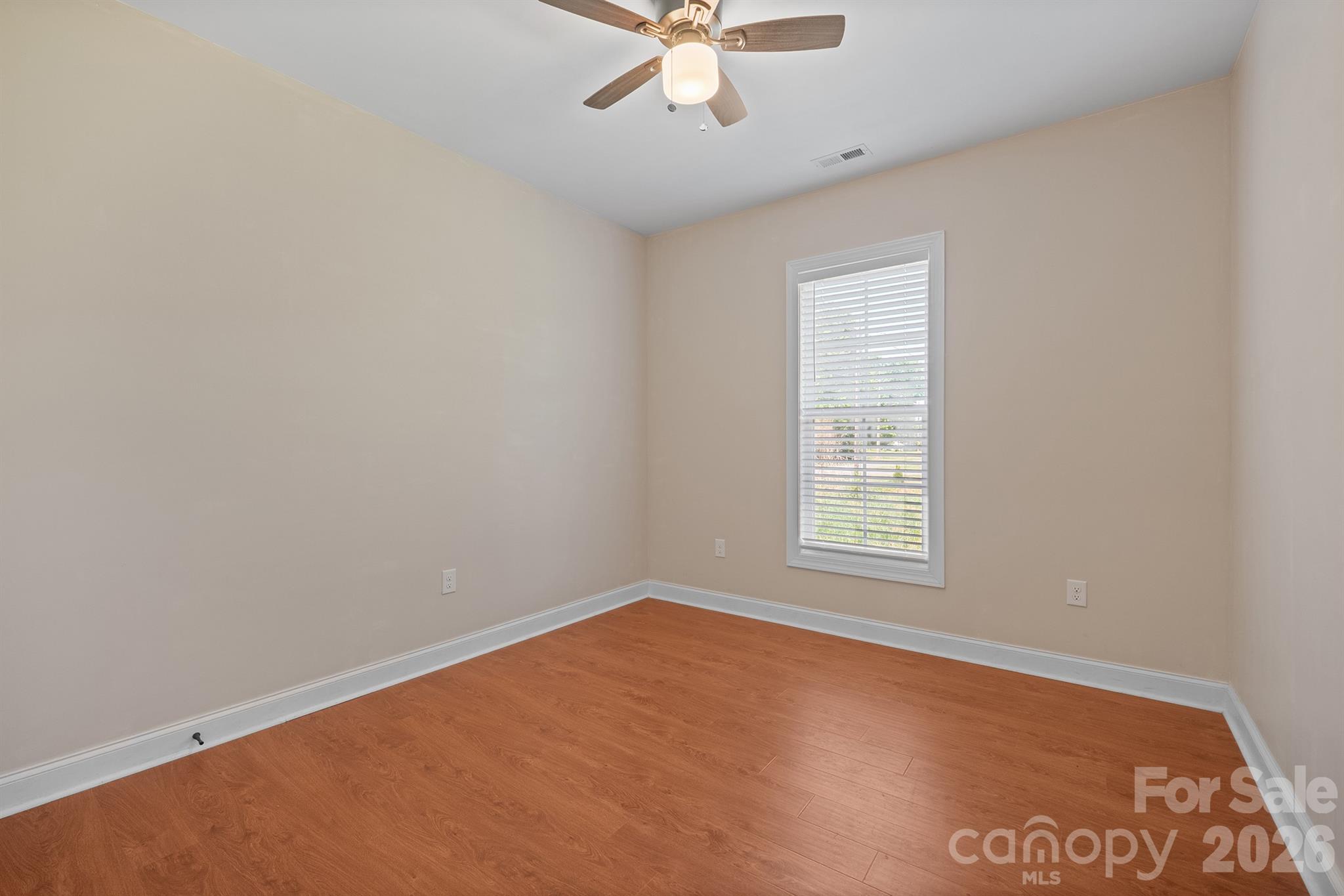 101 Long Meadows Drive — Kings Mountain