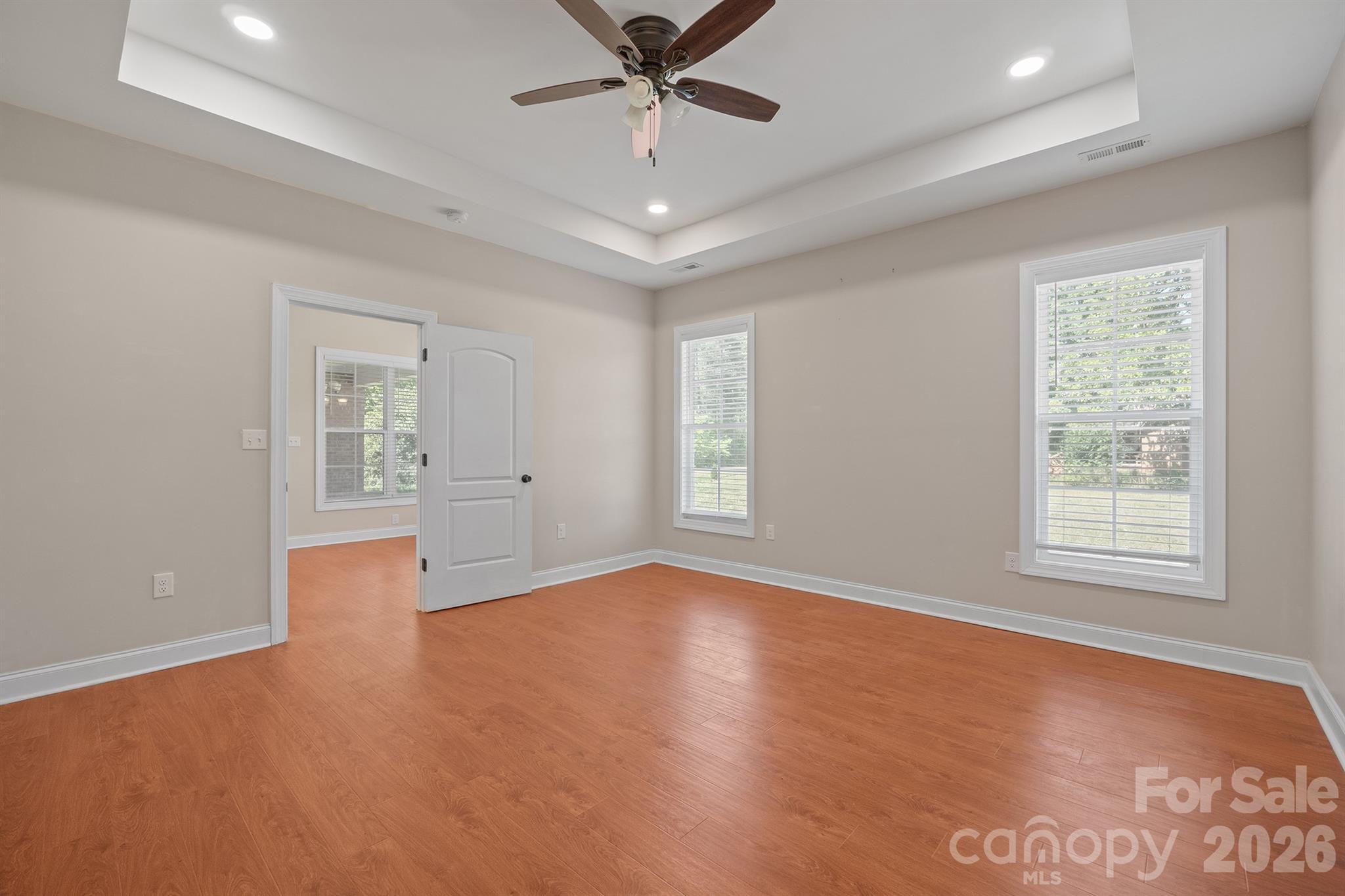 101 Long Meadows Drive — Kings Mountain