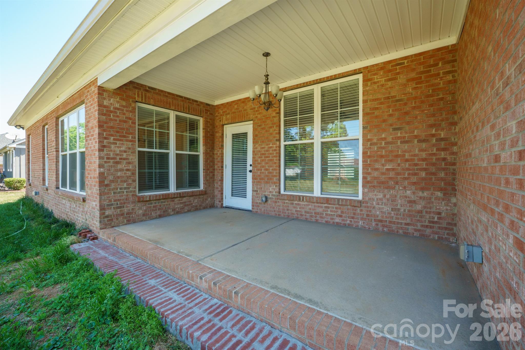 101 Long Meadows Drive — Kings Mountain