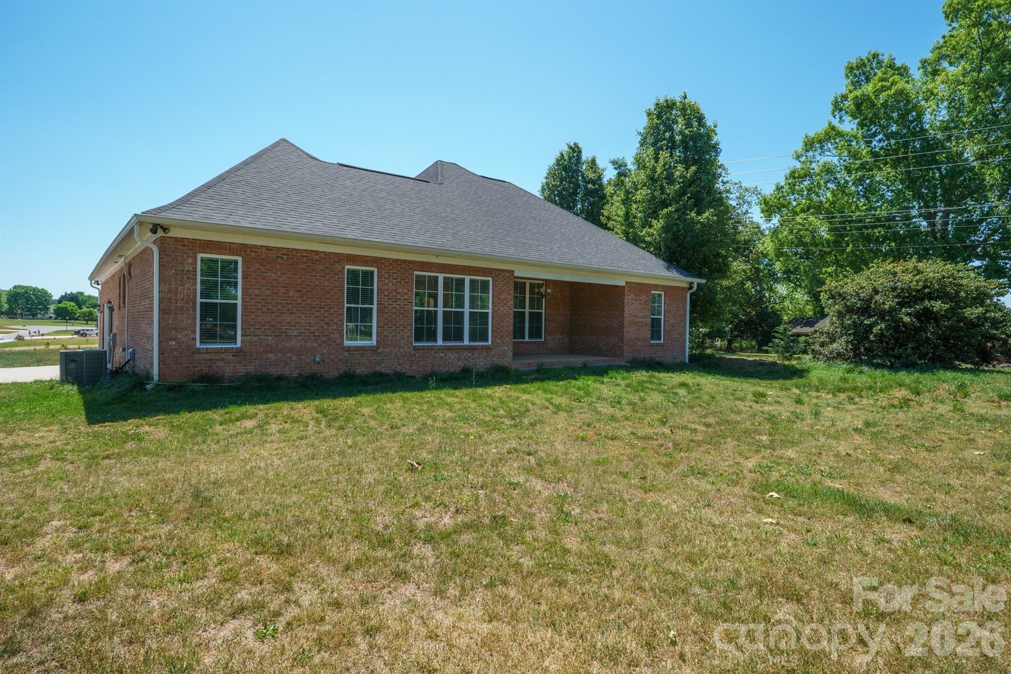 101 Long Meadows Drive — Kings Mountain