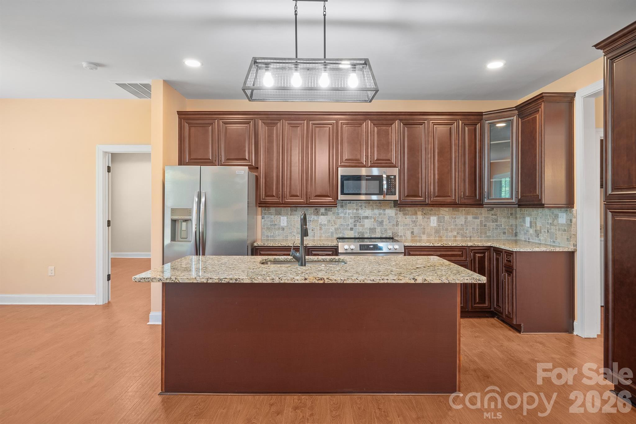101 Long Meadows Drive — Kings Mountain