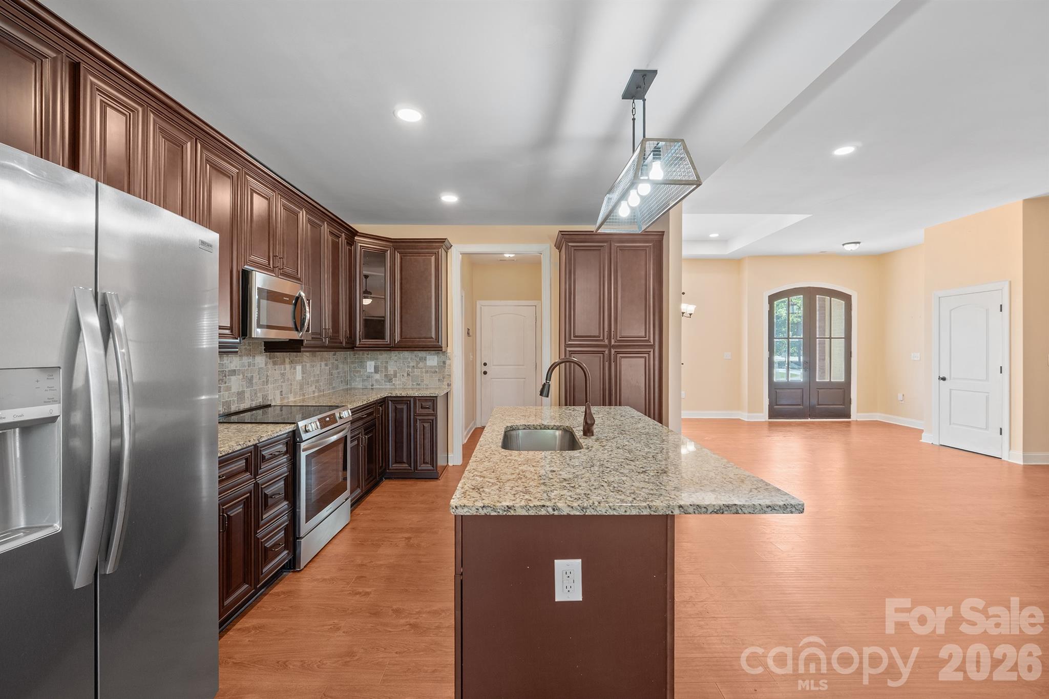 101 Long Meadows Drive — Kings Mountain
