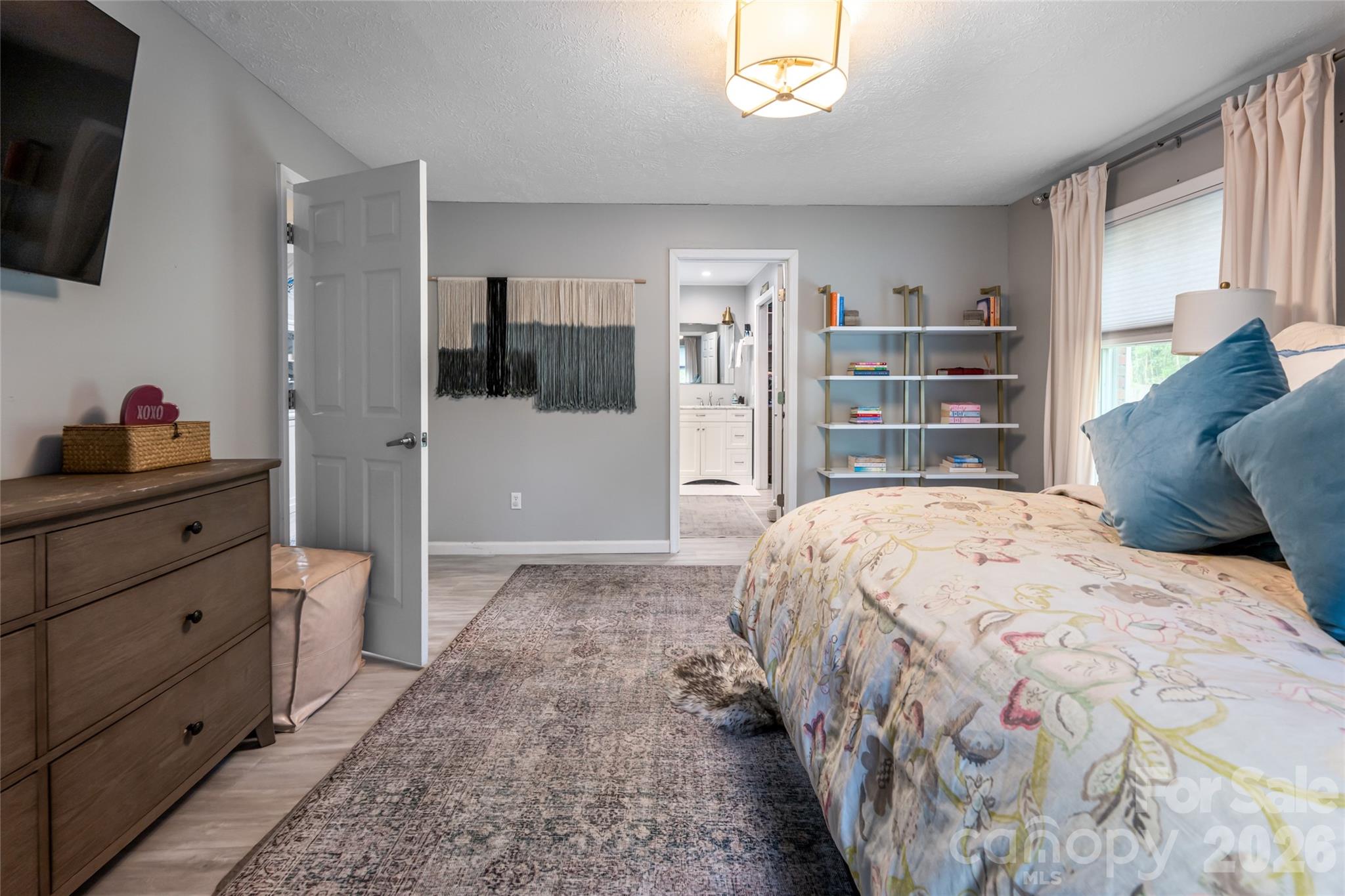 117 Brandon Road — Hendersonville