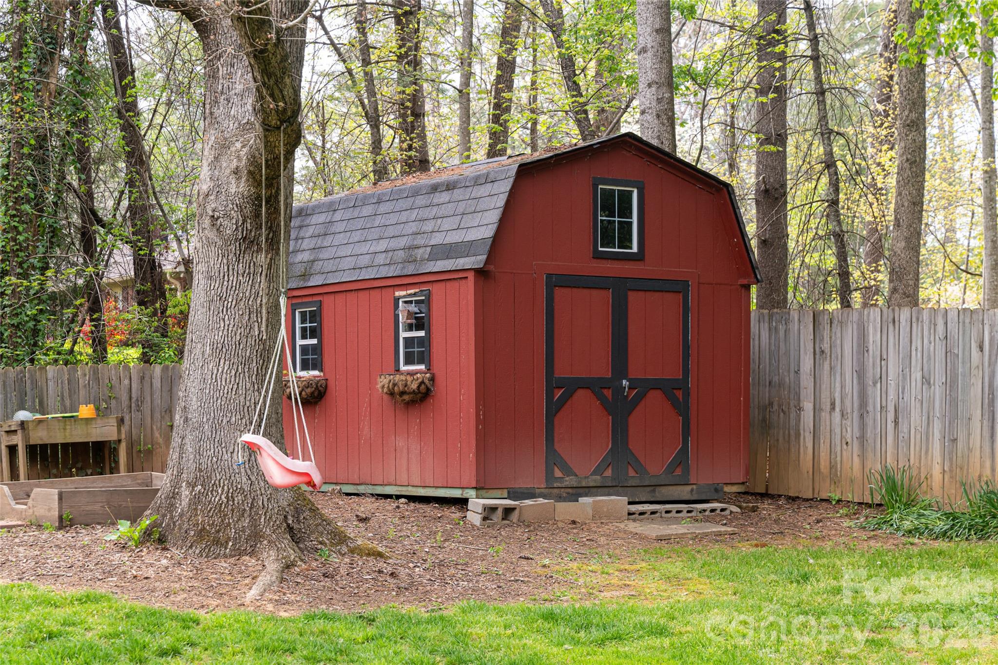 117 Brandon Road — Hendersonville