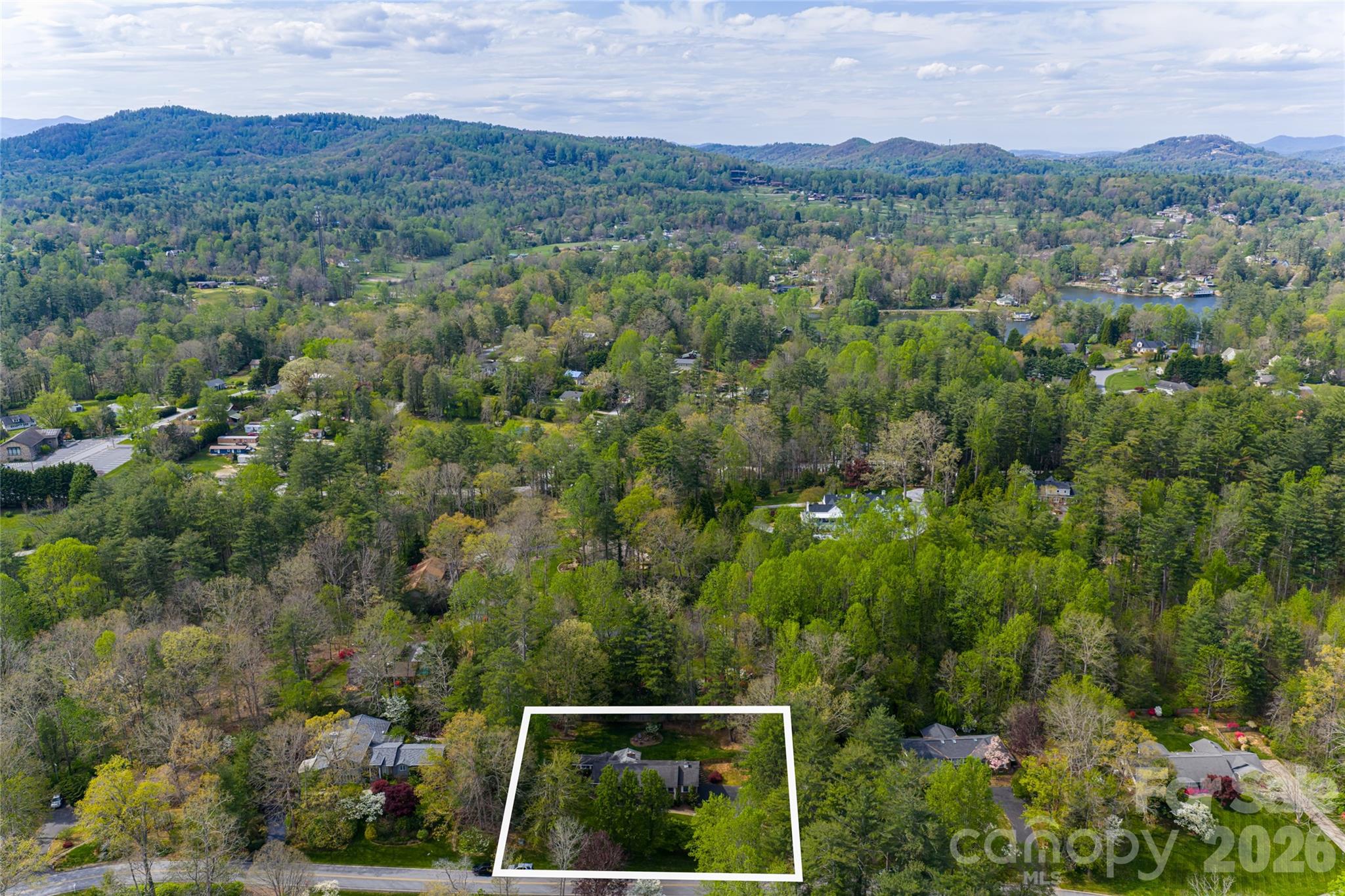 117 Brandon Road — Hendersonville