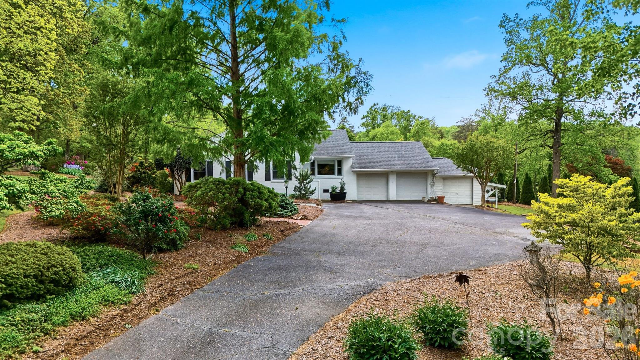 3485 Bridgeford Lane — Newton