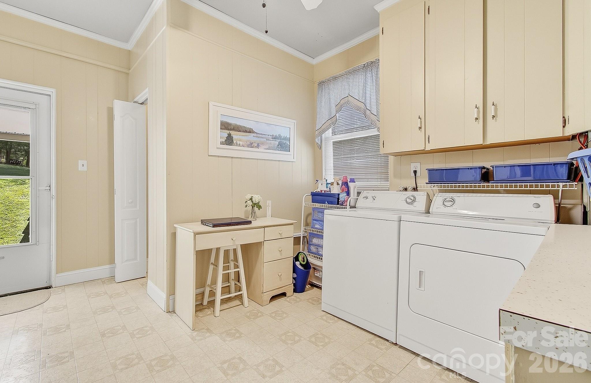 41 Arthur Road — Asheville