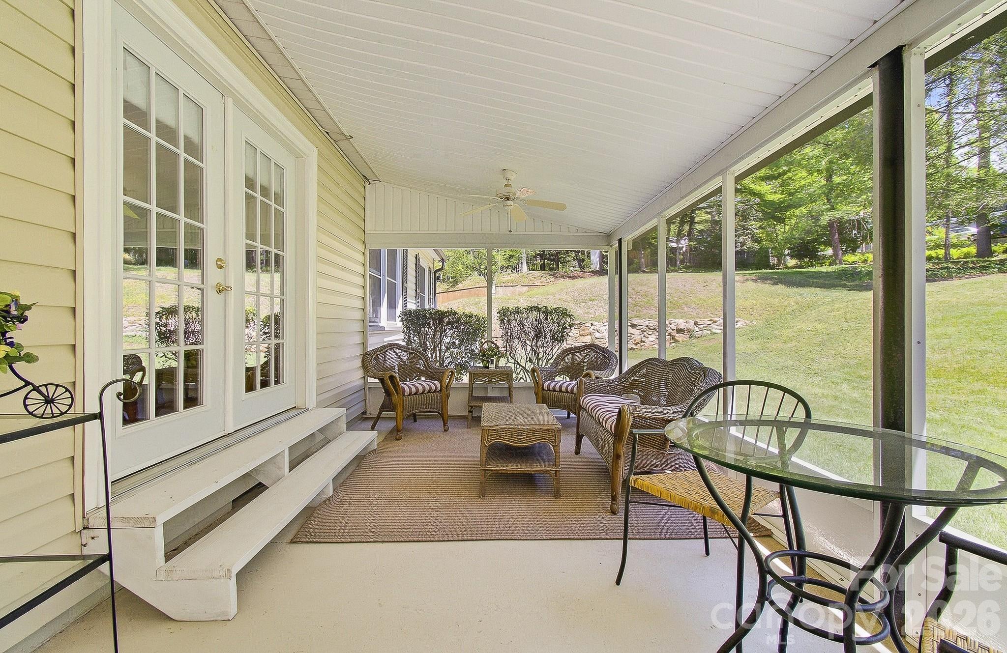 41 Arthur Road — Asheville