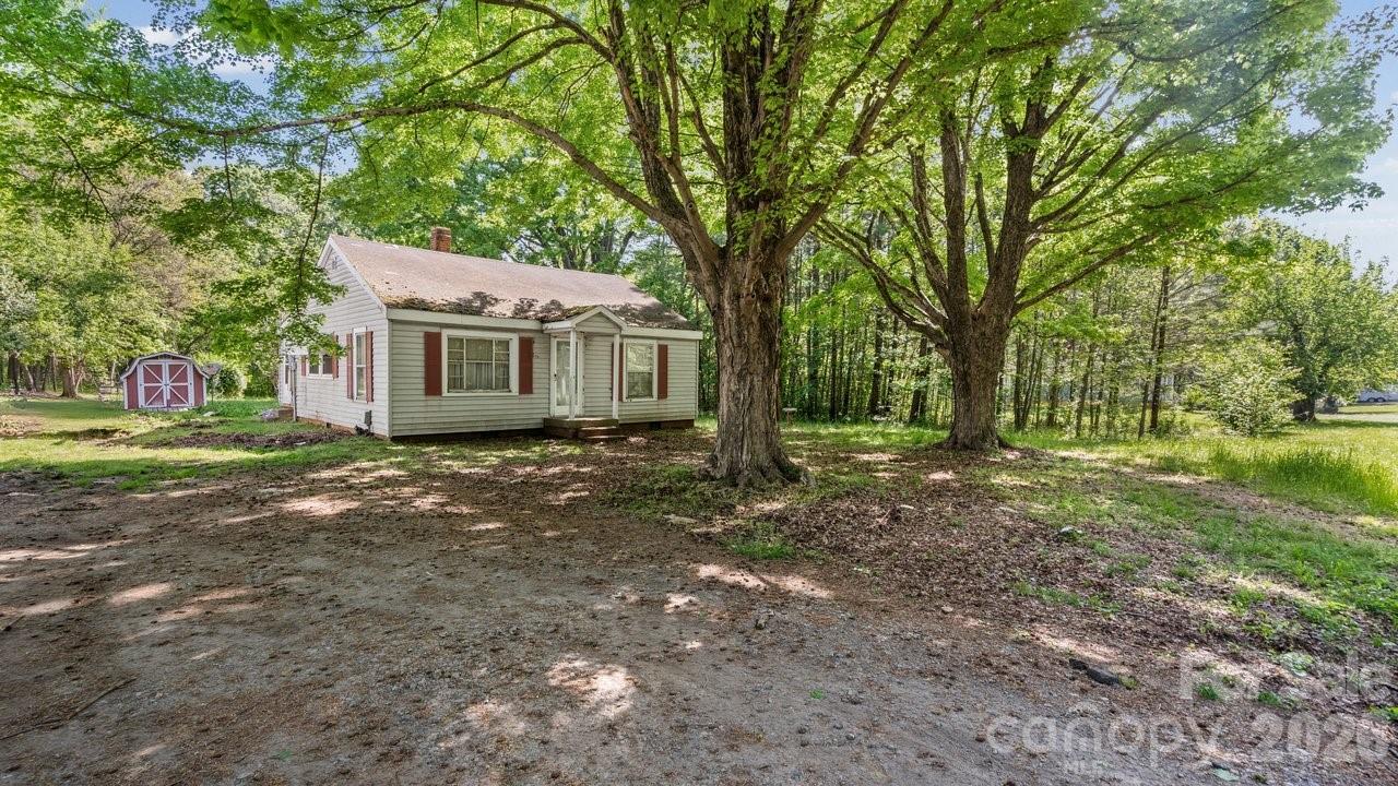 515 E Torbush Drive — Salisbury