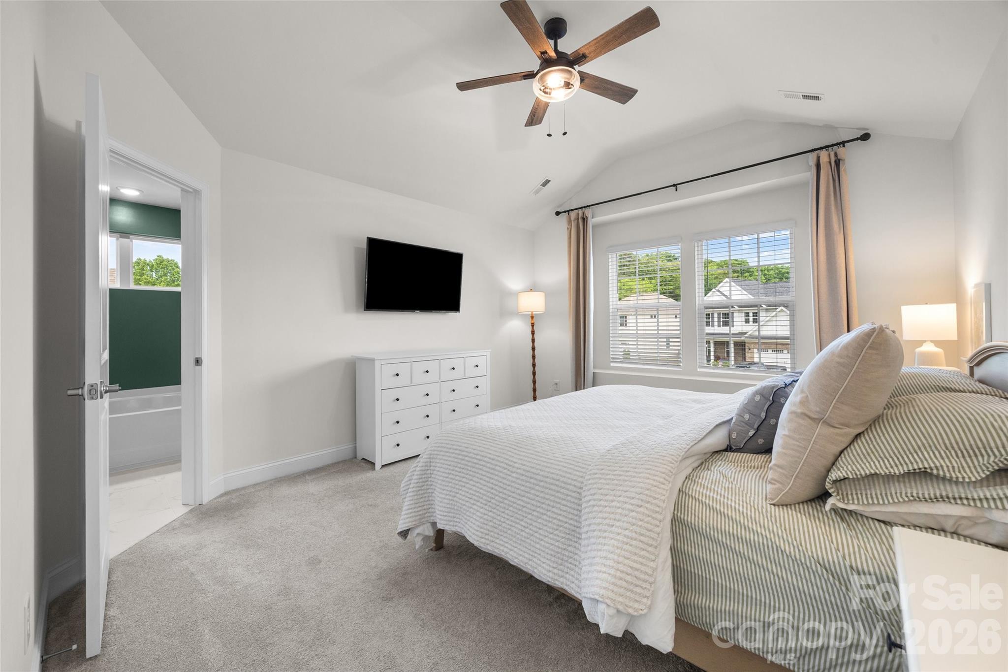 1521 Black Walnut Street — Monroe