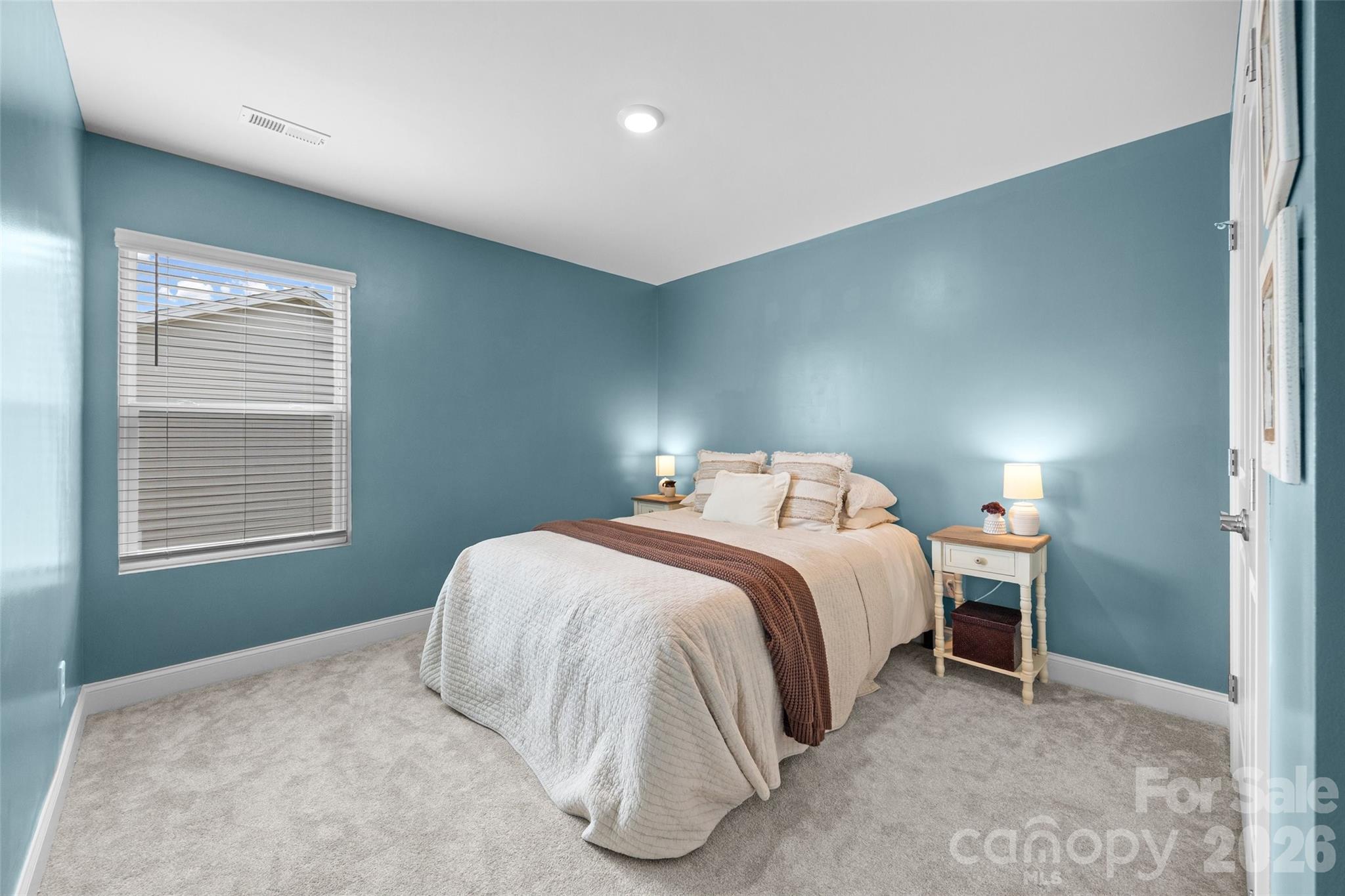1521 Black Walnut Street — Monroe