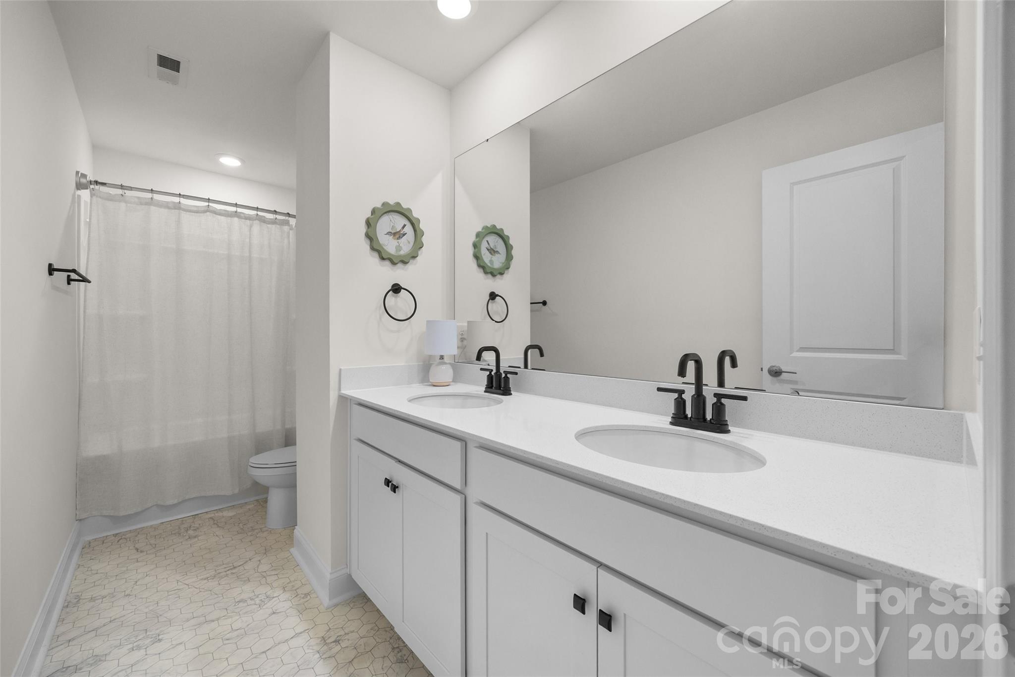 1521 Black Walnut Street — Monroe