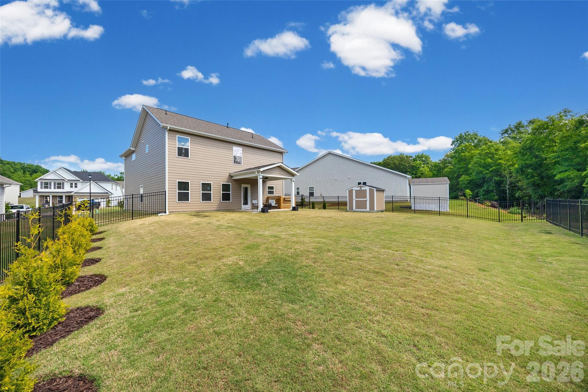 1521 Black Walnut Street — Monroe