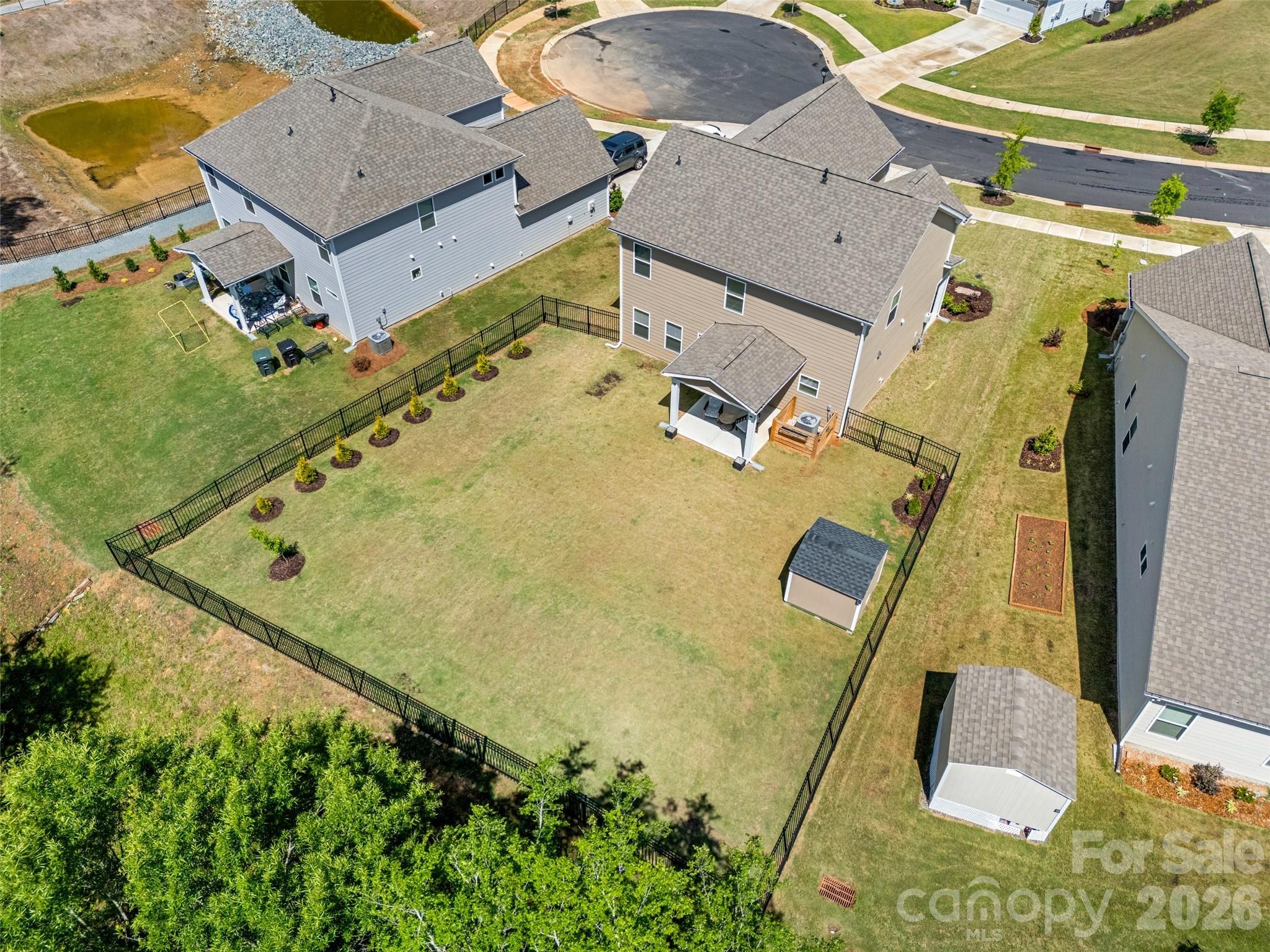 1521 Black Walnut Street — Monroe