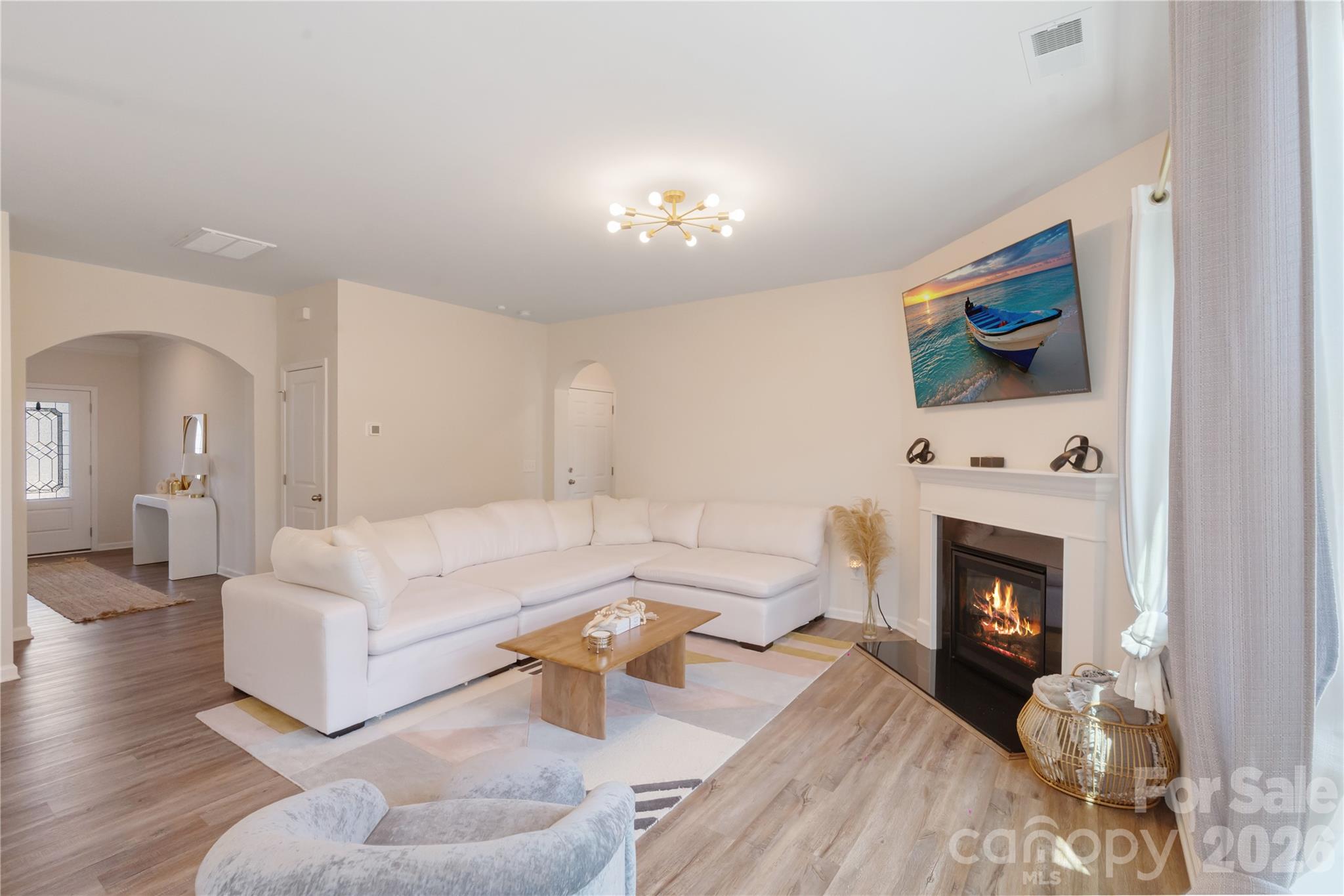 1001 Linn Cove Cove — Waxhaw