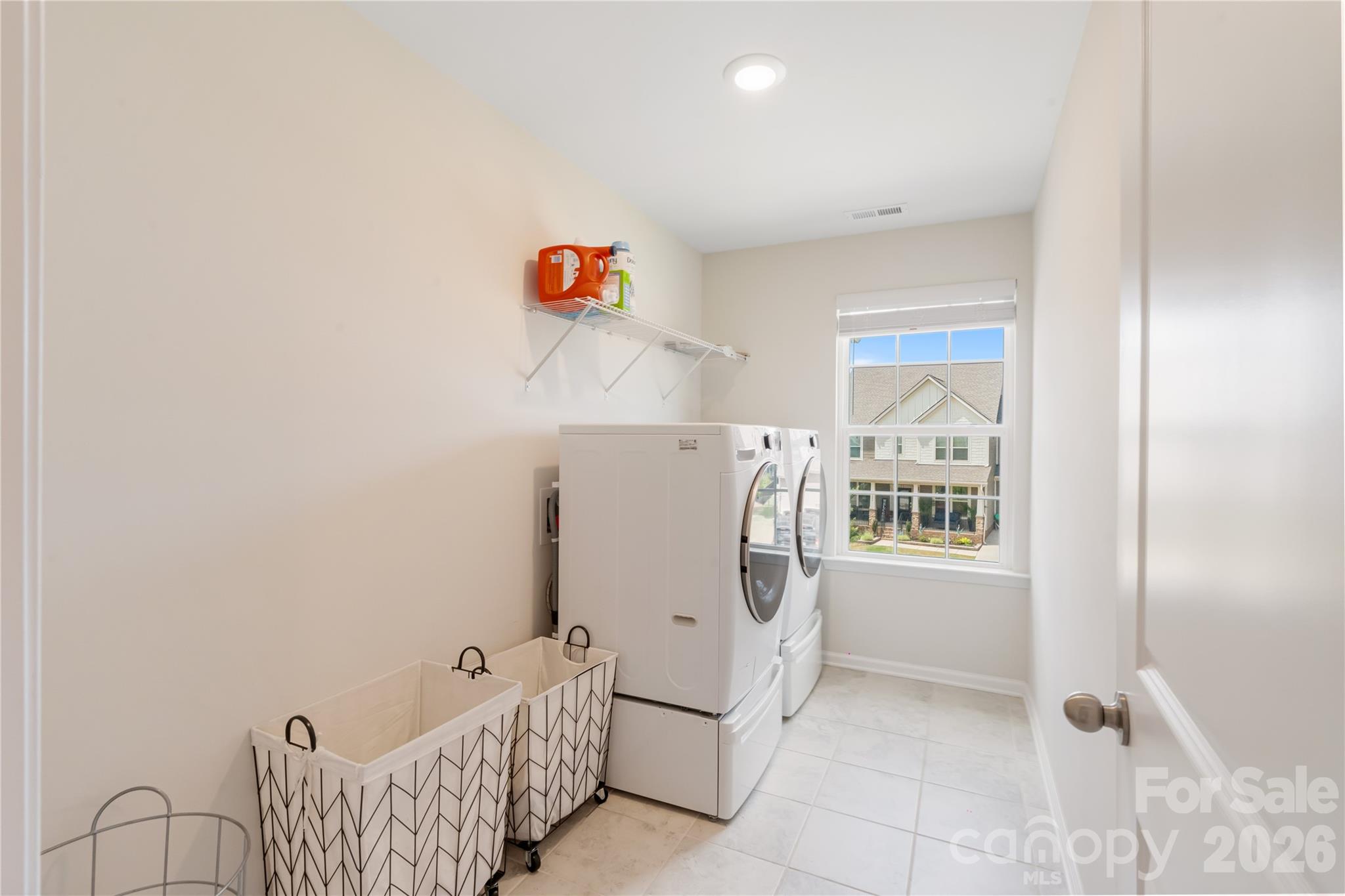 1001 Linn Cove Cove — Waxhaw