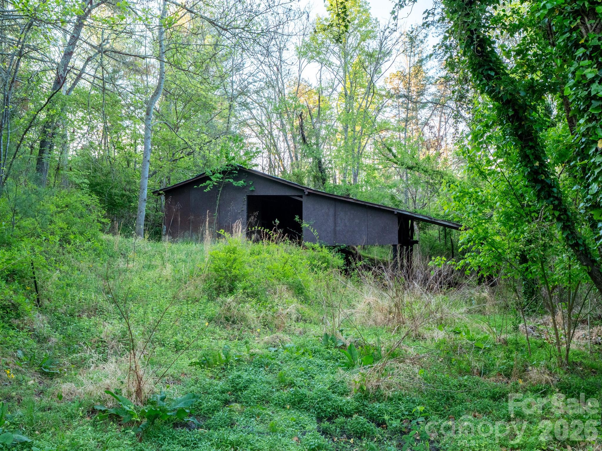 1048 Jenkins Valley Road — Alexander