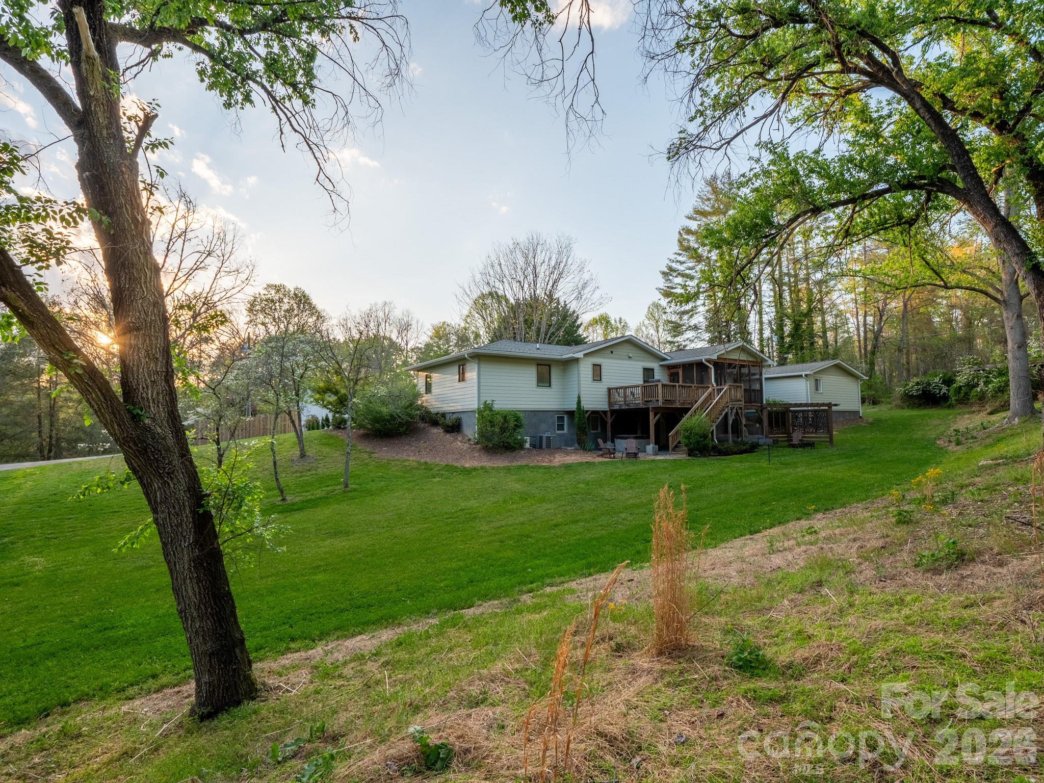 1048 Jenkins Valley Road — Alexander