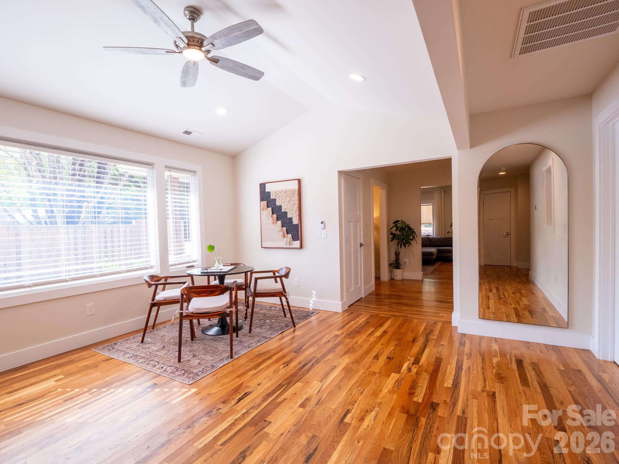 1048 Jenkins Valley Road — Alexander