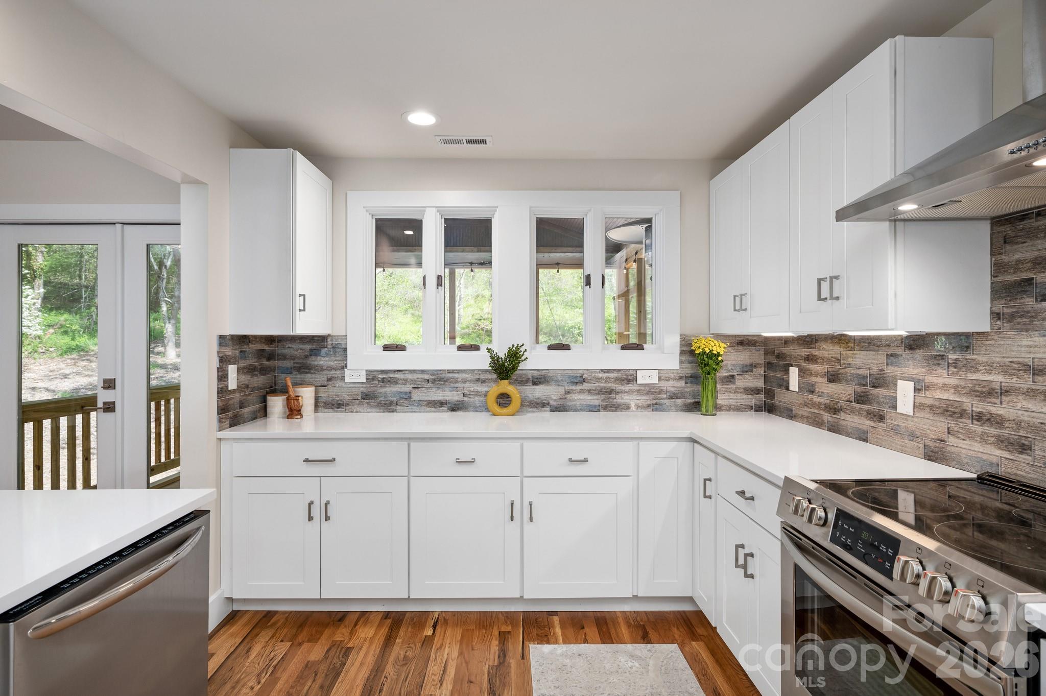 1048 Jenkins Valley Road — Alexander