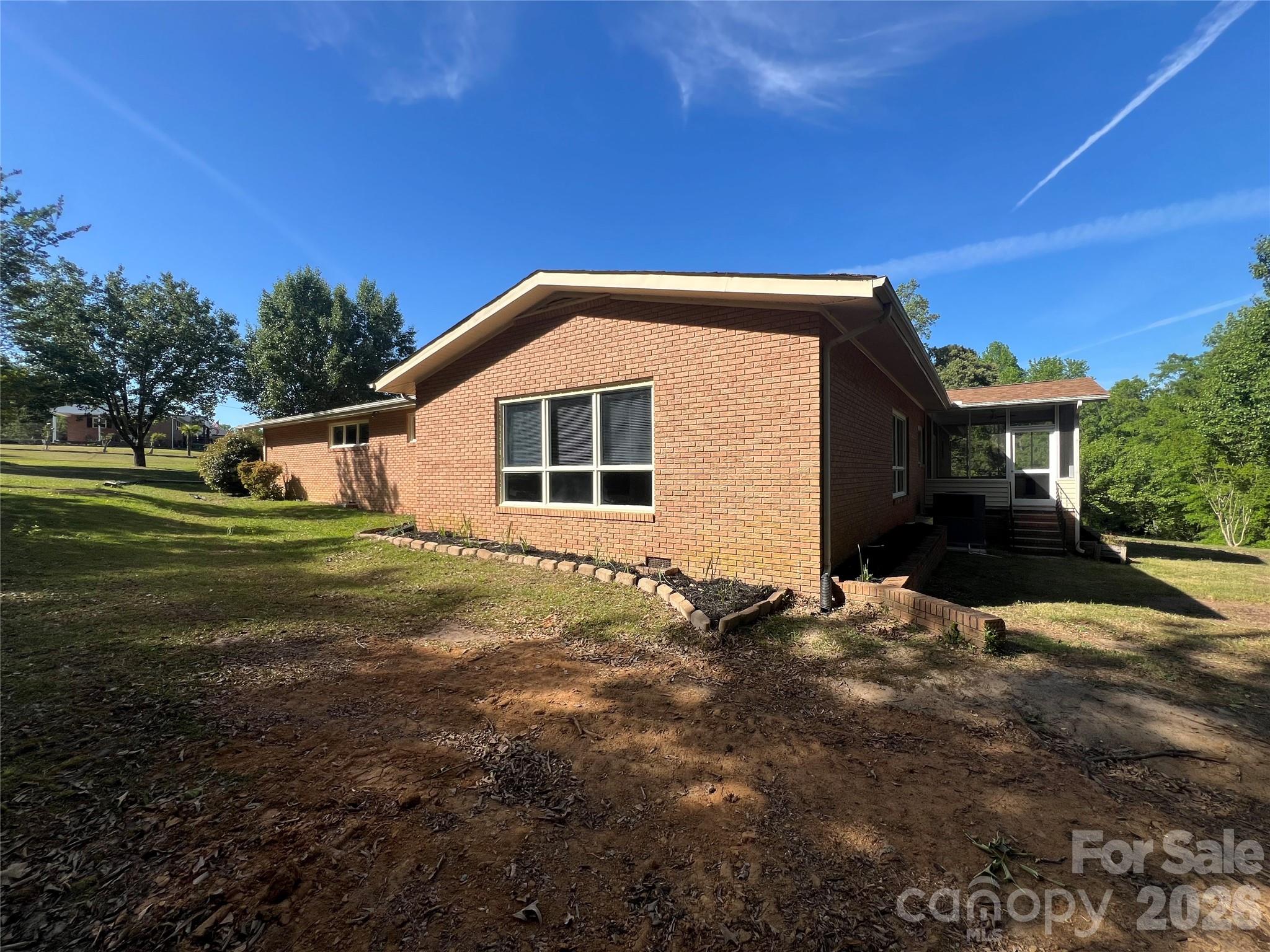 280 Raintree Road — Great Falls
