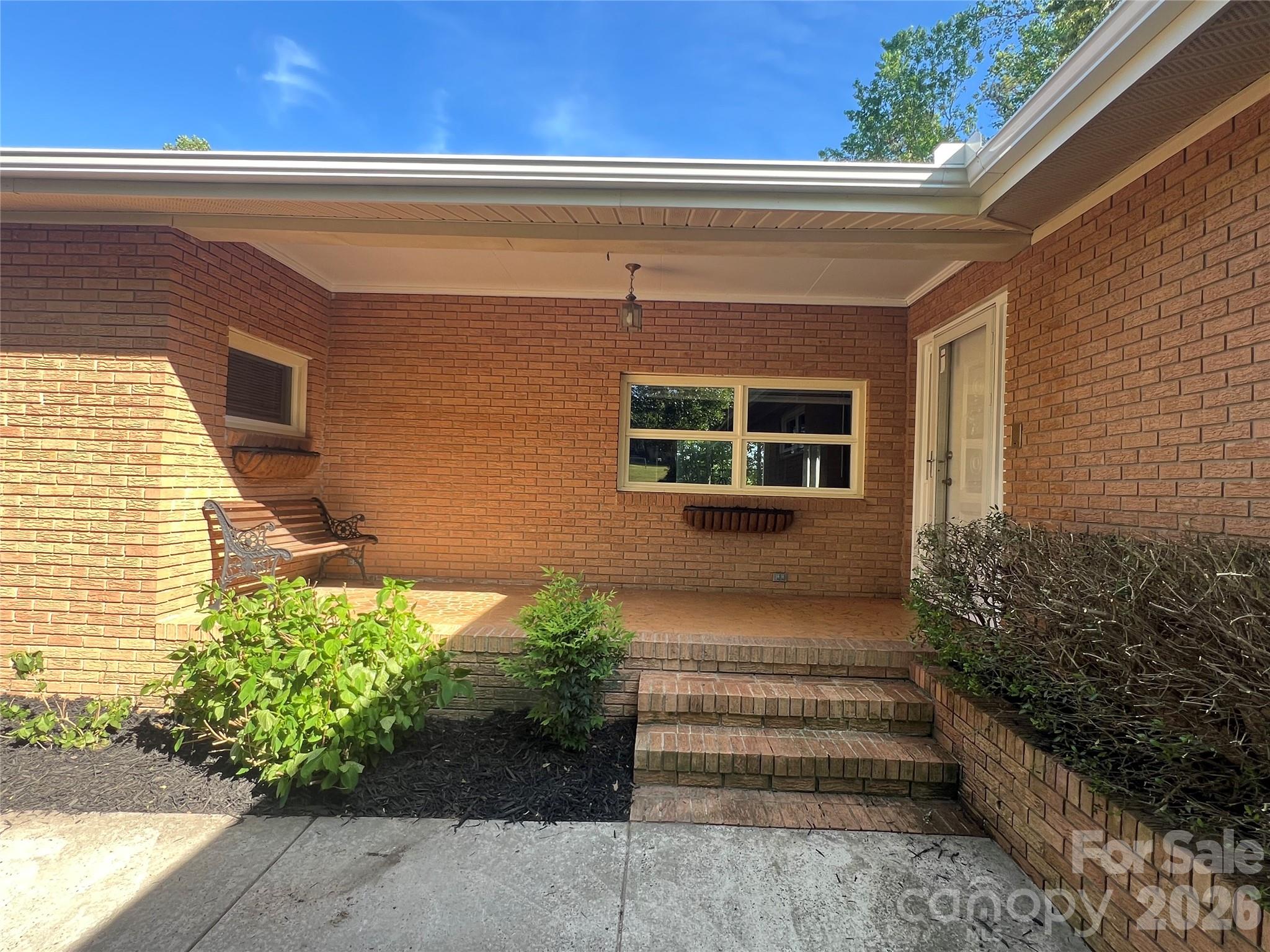 280 Raintree Road — Great Falls