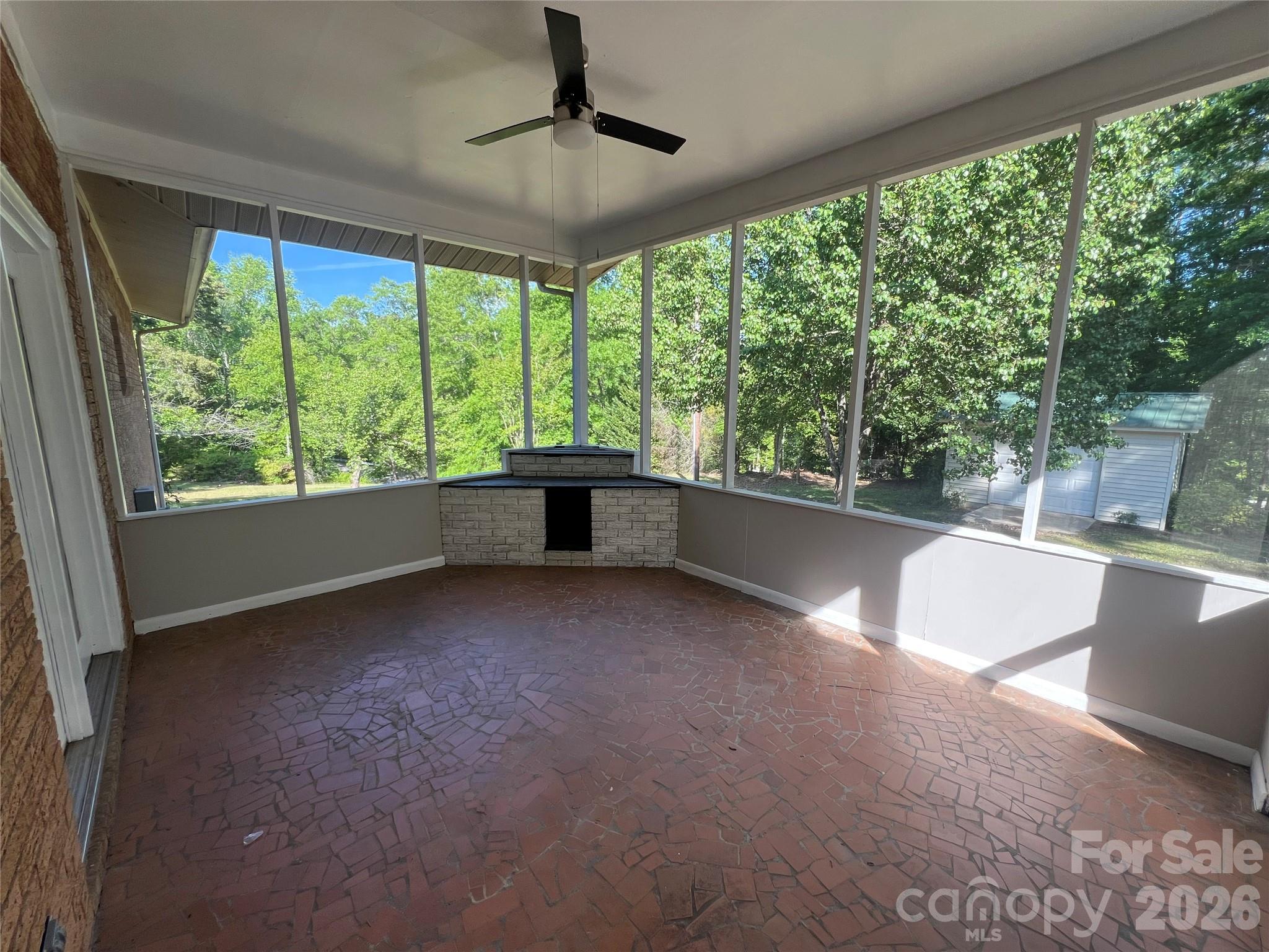 280 Raintree Road — Great Falls