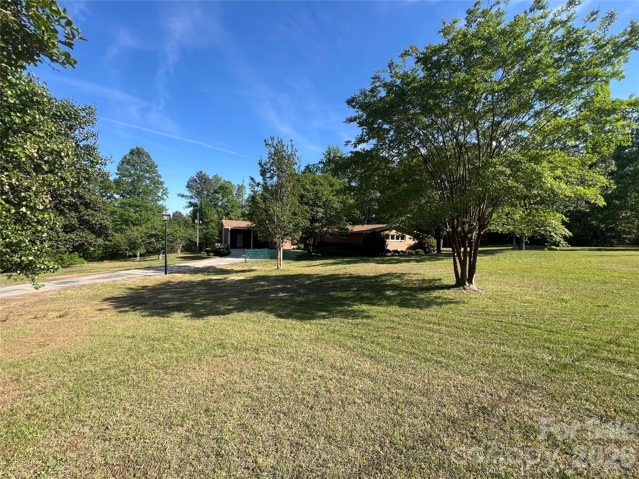 280 Raintree Road — Great Falls
