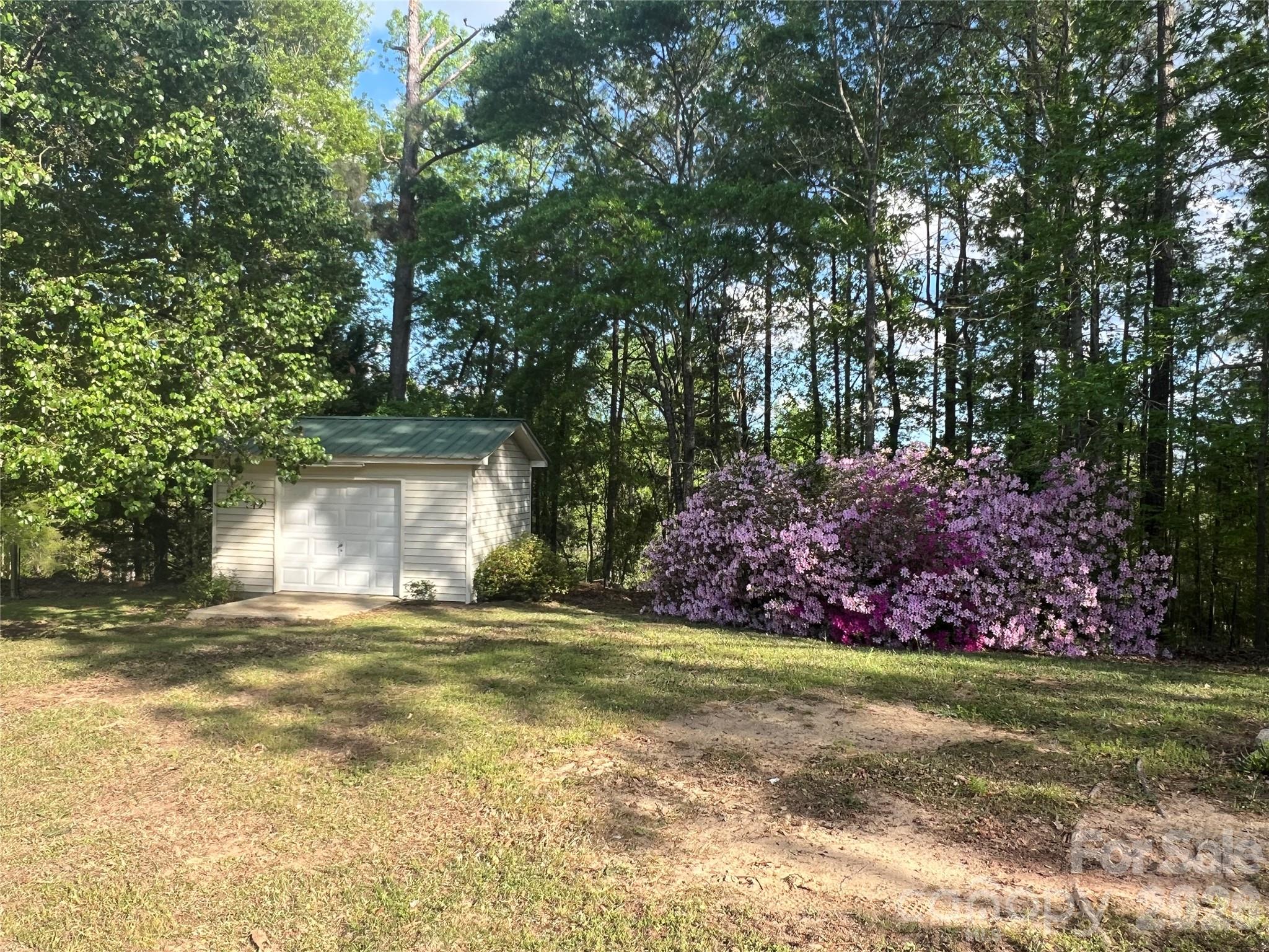 280 Raintree Road — Great Falls