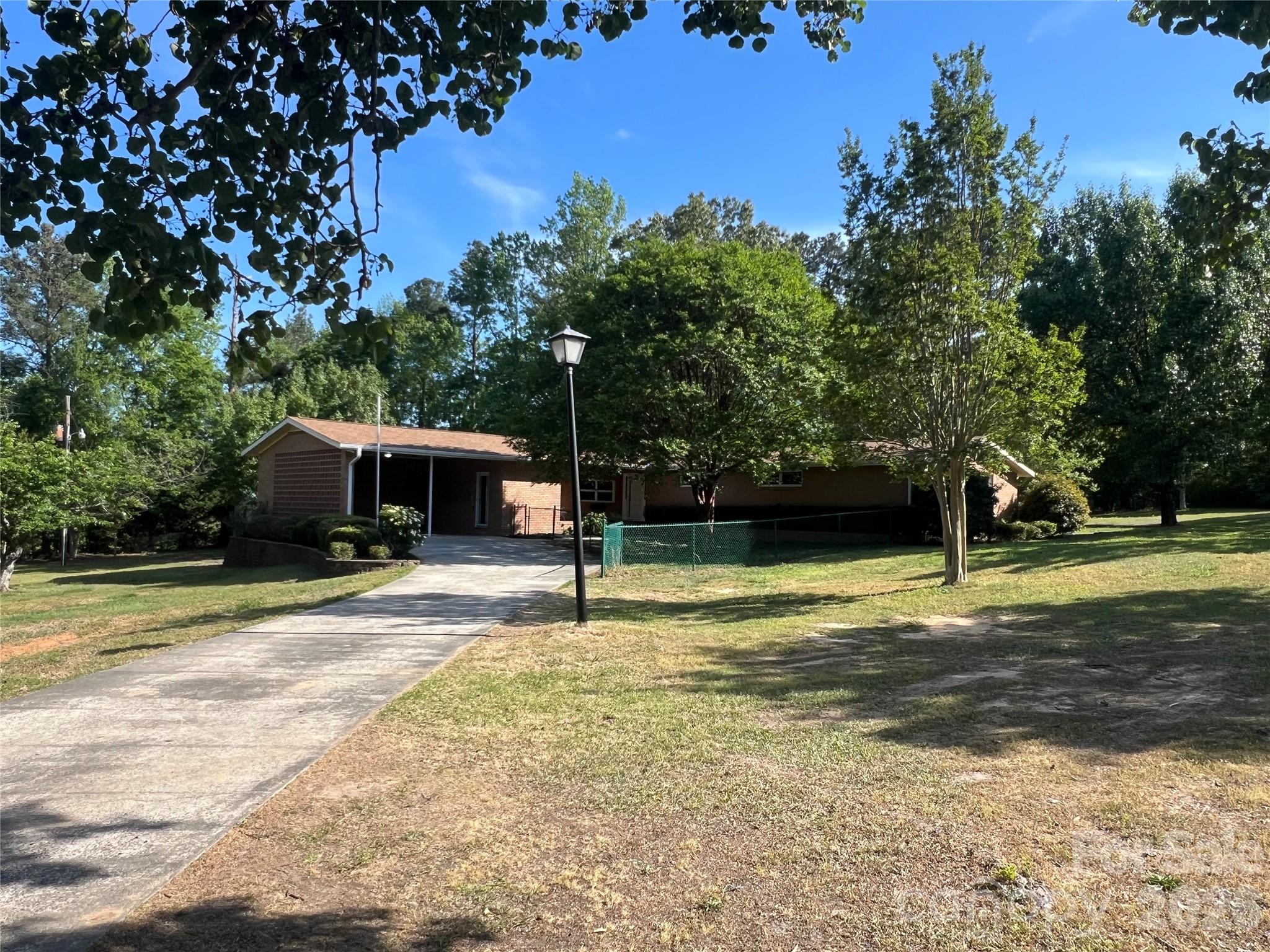 280 Raintree Road — Great Falls