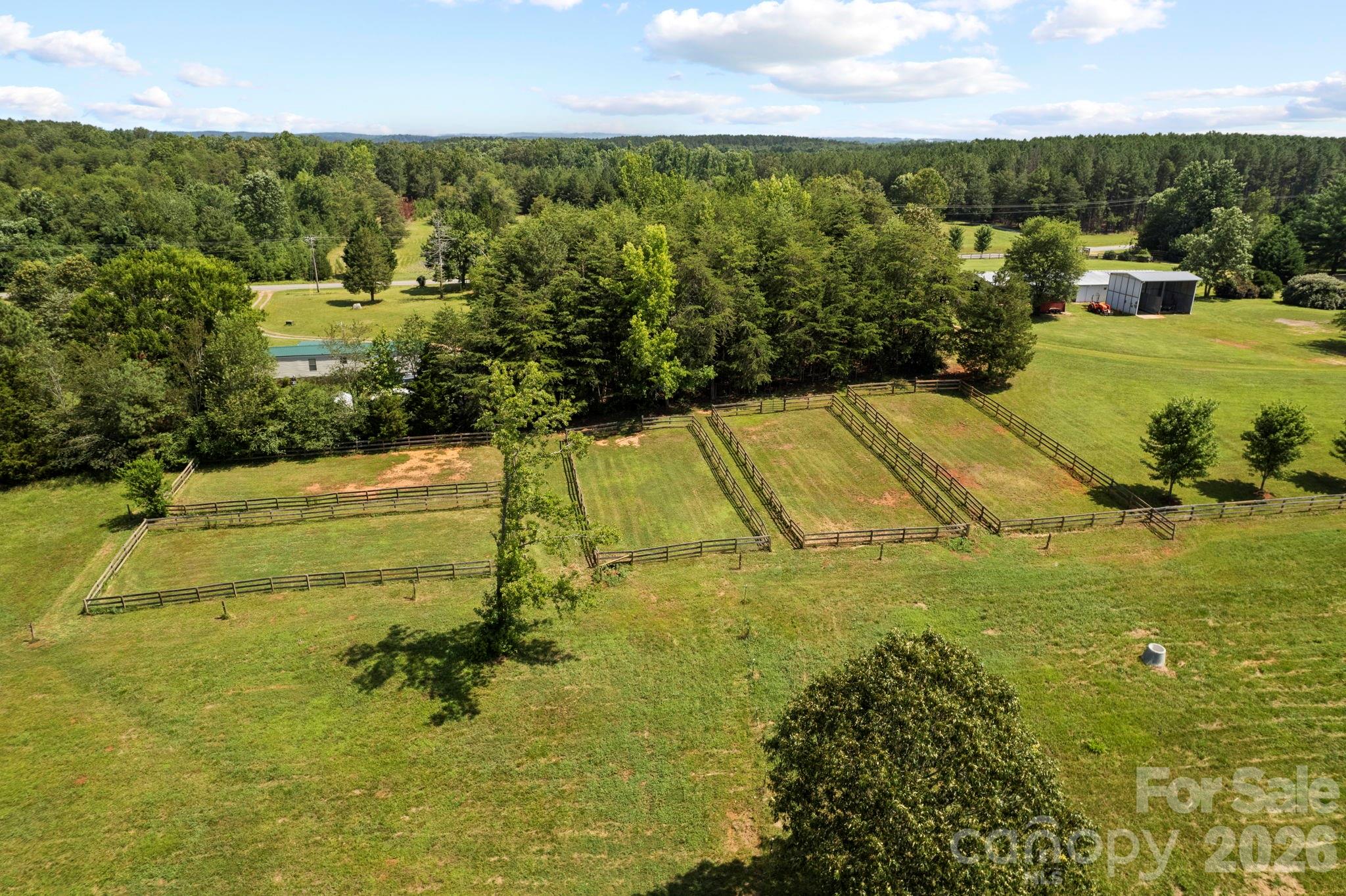 1896 E Green Creek Drive — Tryon