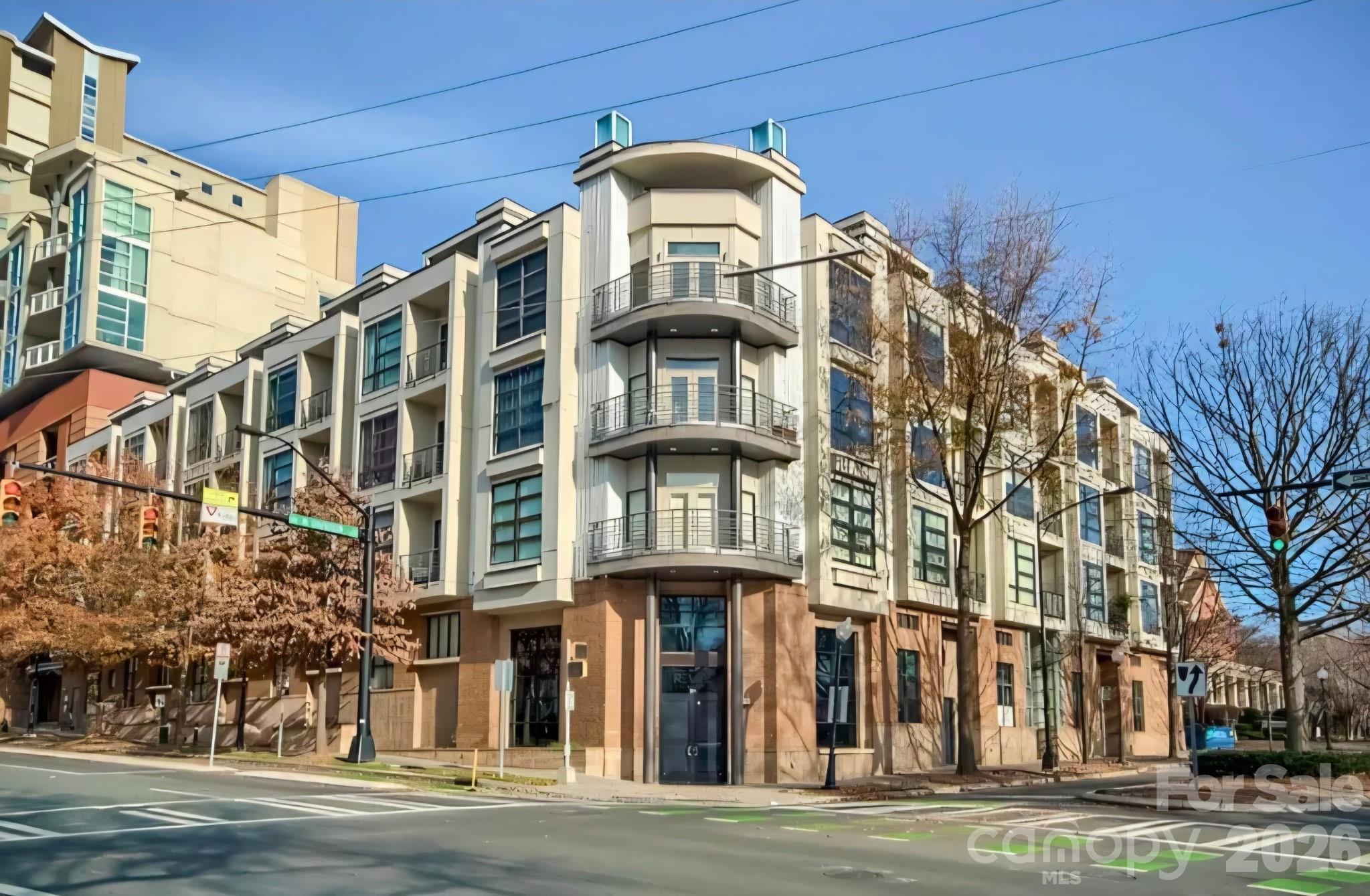 525 E 6th Street #222 — Charlotte