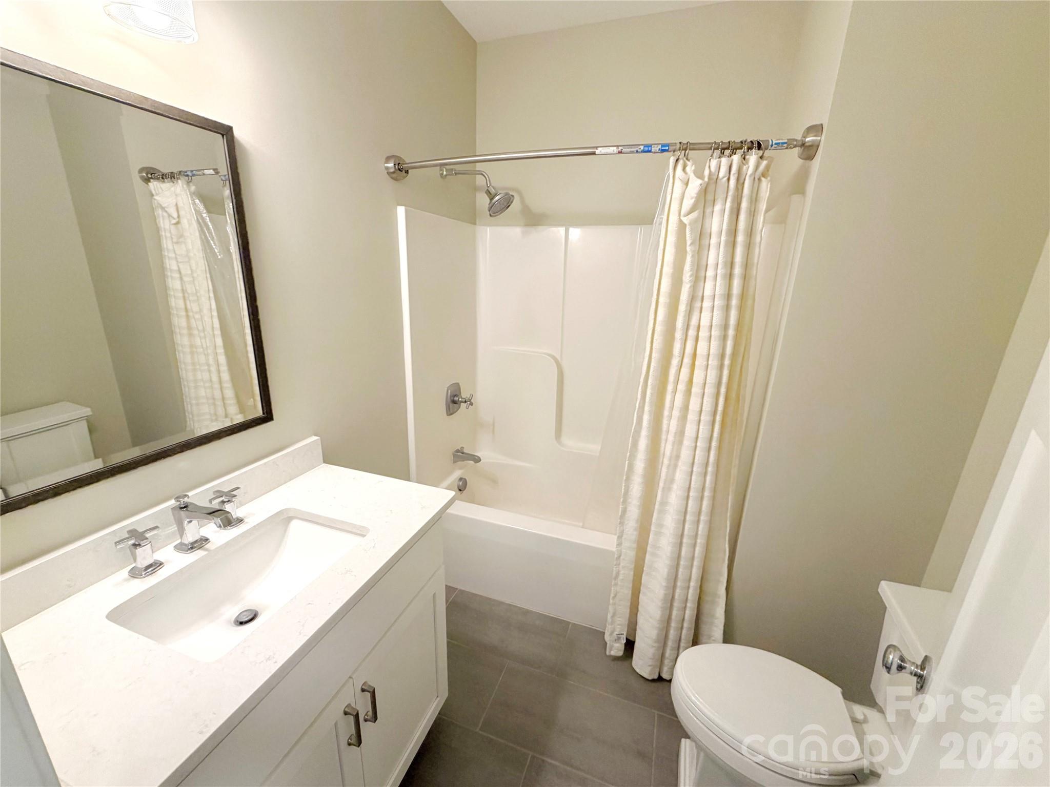 229 W G Street — Kannapolis