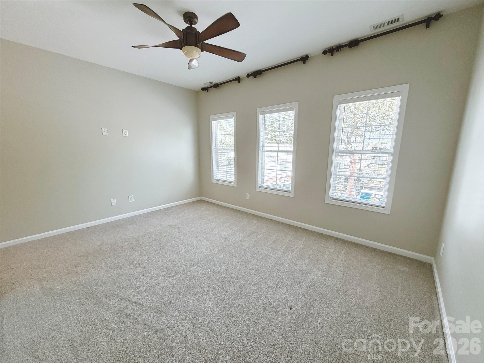229 W G Street — Kannapolis