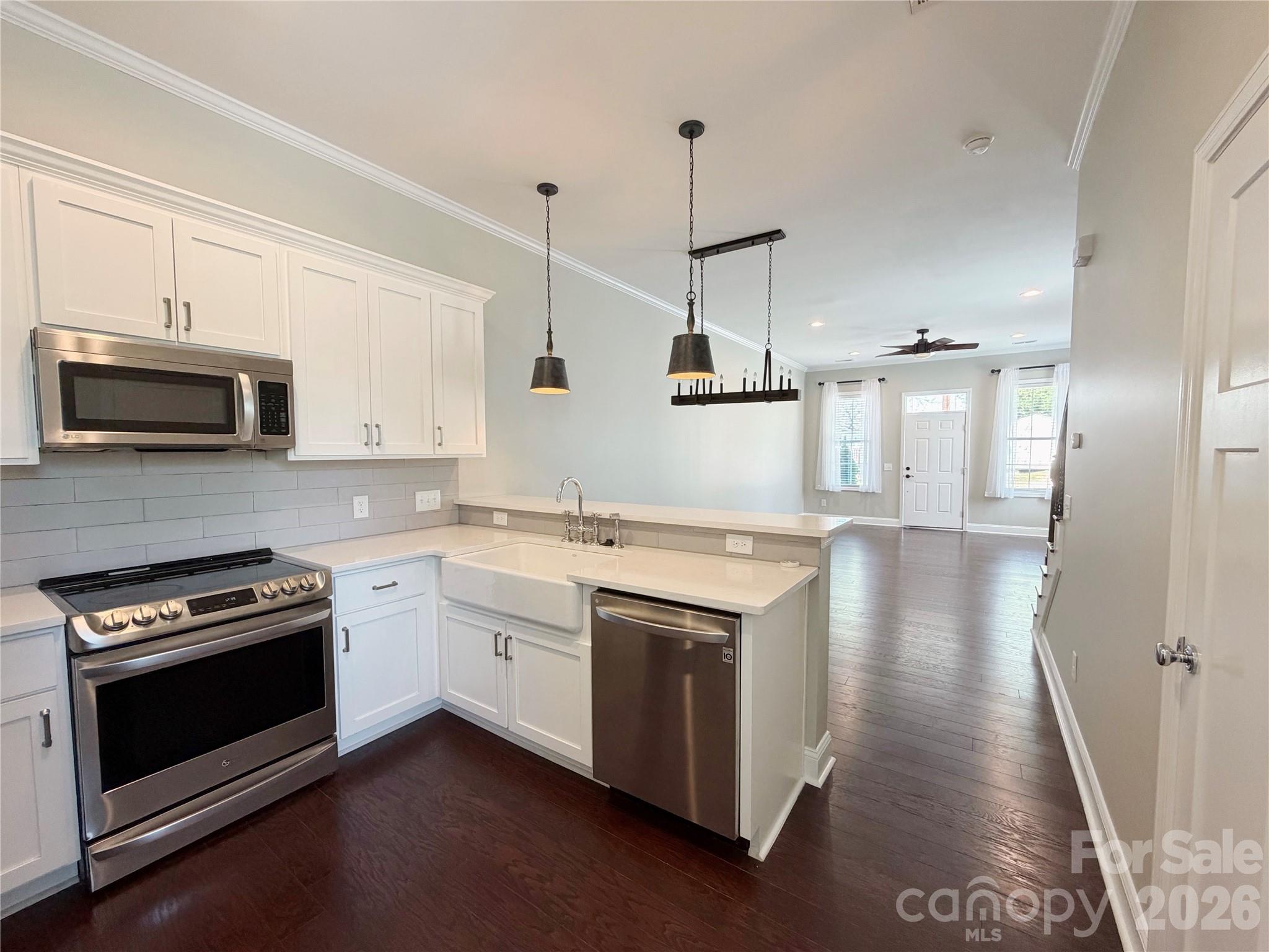229 W G Street — Kannapolis