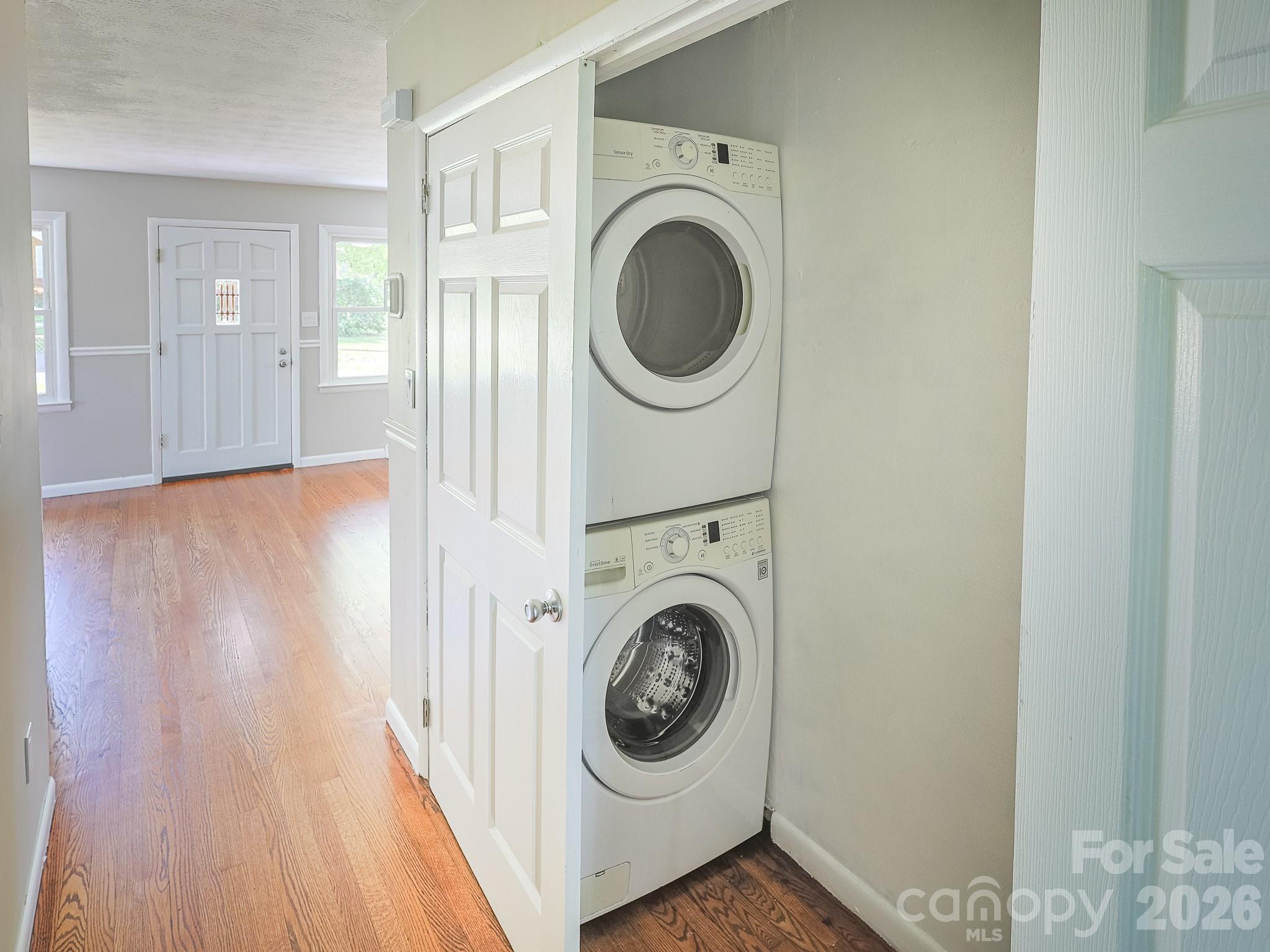 40 Oakley Road — Asheville