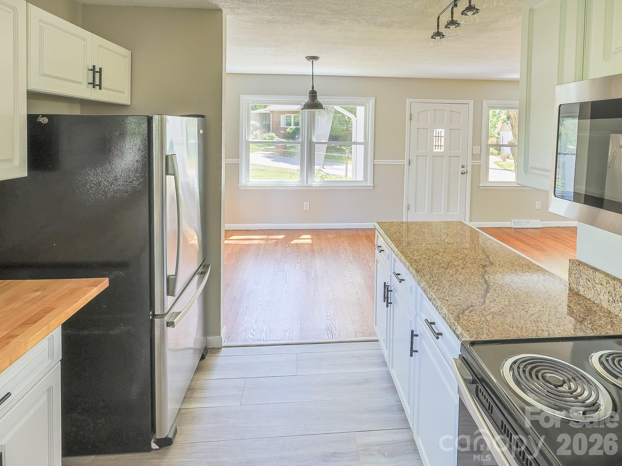40 Oakley Road — Asheville
