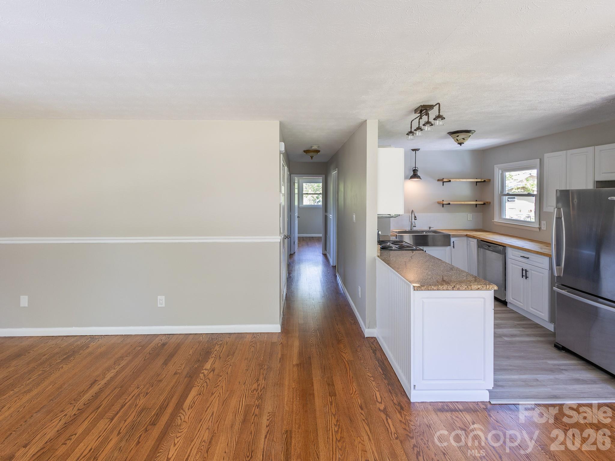 40 Oakley Road — Asheville