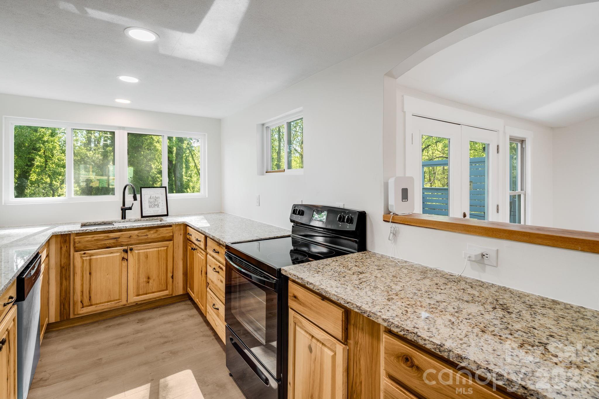 21 Oak Hill Drive — Asheville